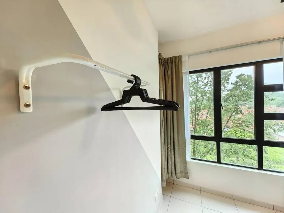 Skyview 0505 6Pax Aeon Lego netlflix 100mbps STAY