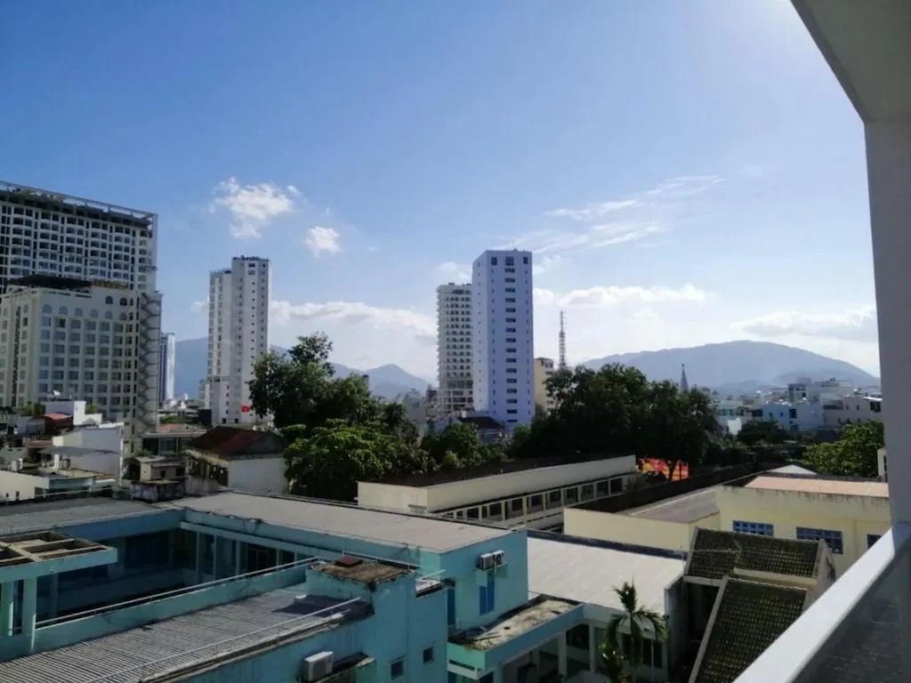 City view in South Flower Hotel NT - by BAY LUXURY