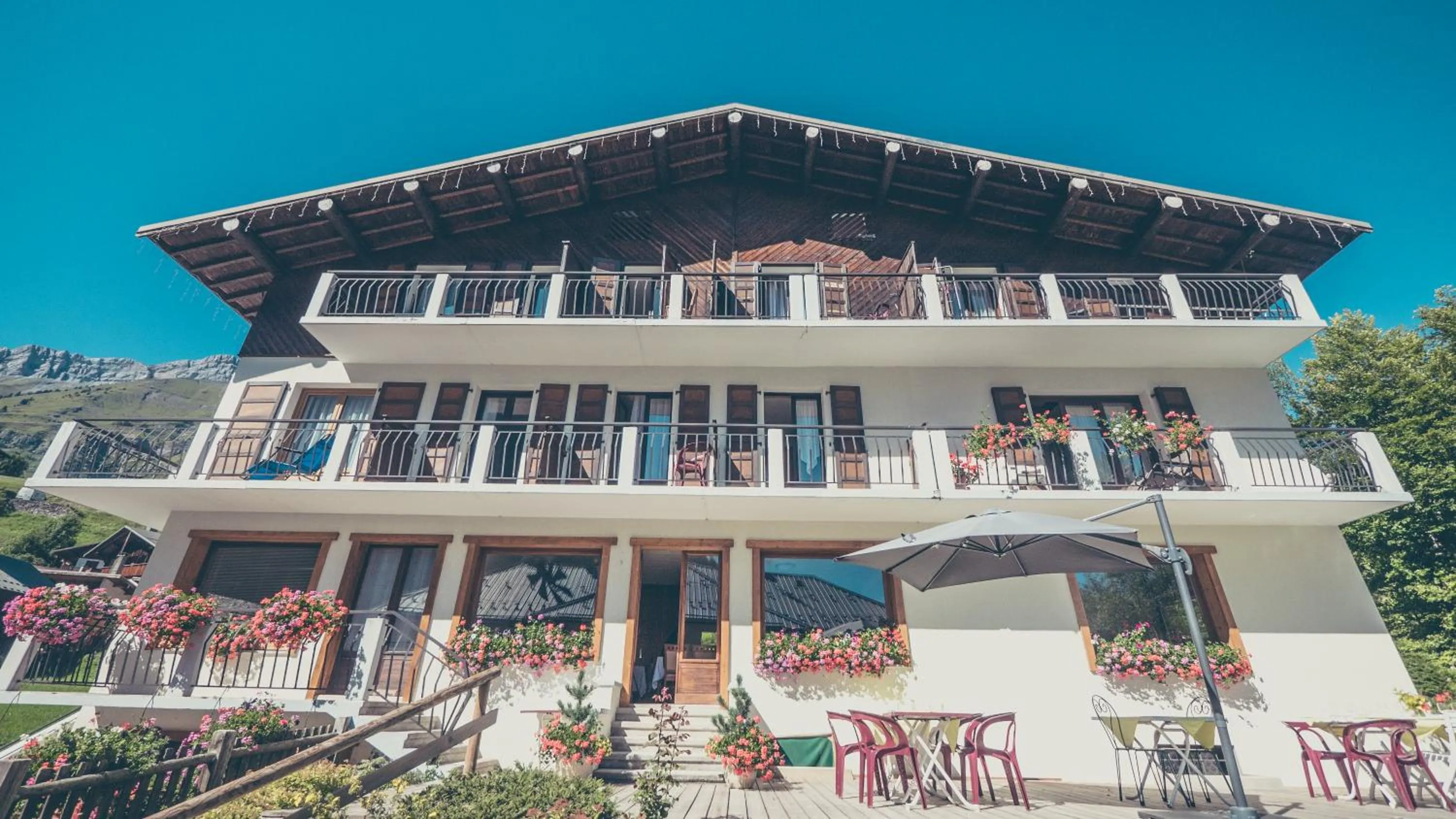 Patio in Hôtel Flor'Alpes