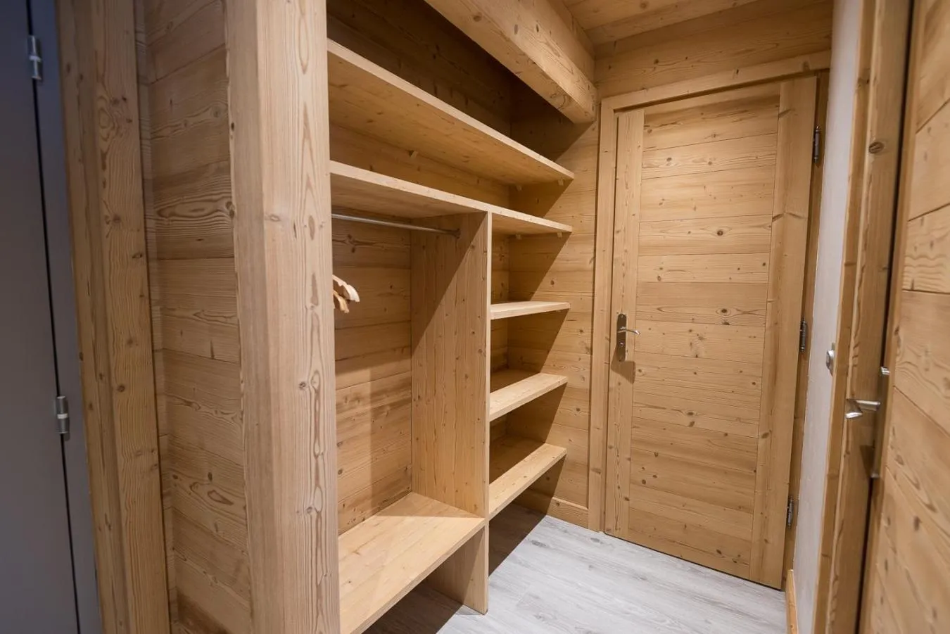 Decorative detail in Hôtel Flor'Alpes