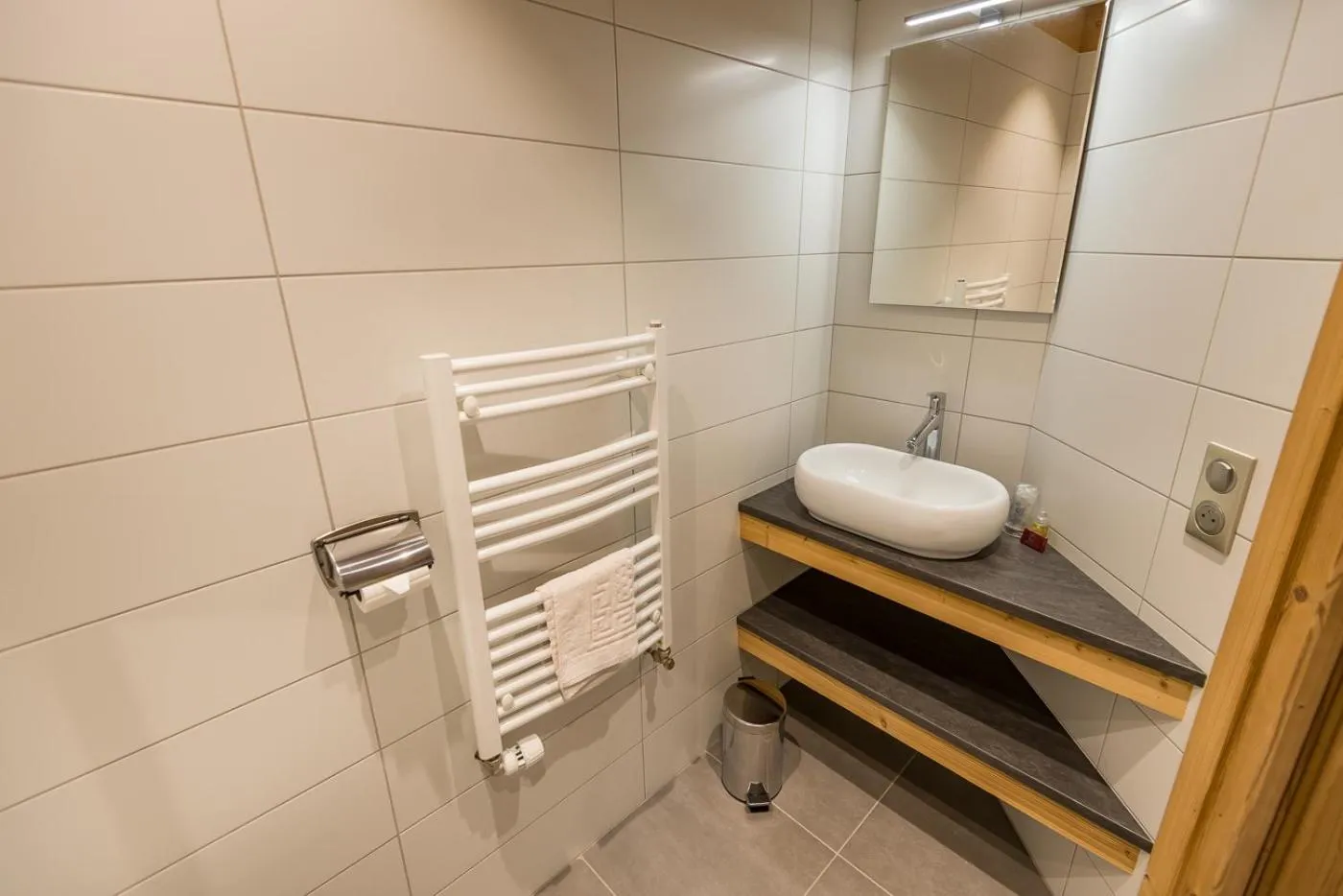 Bathroom in Hôtel Flor'Alpes