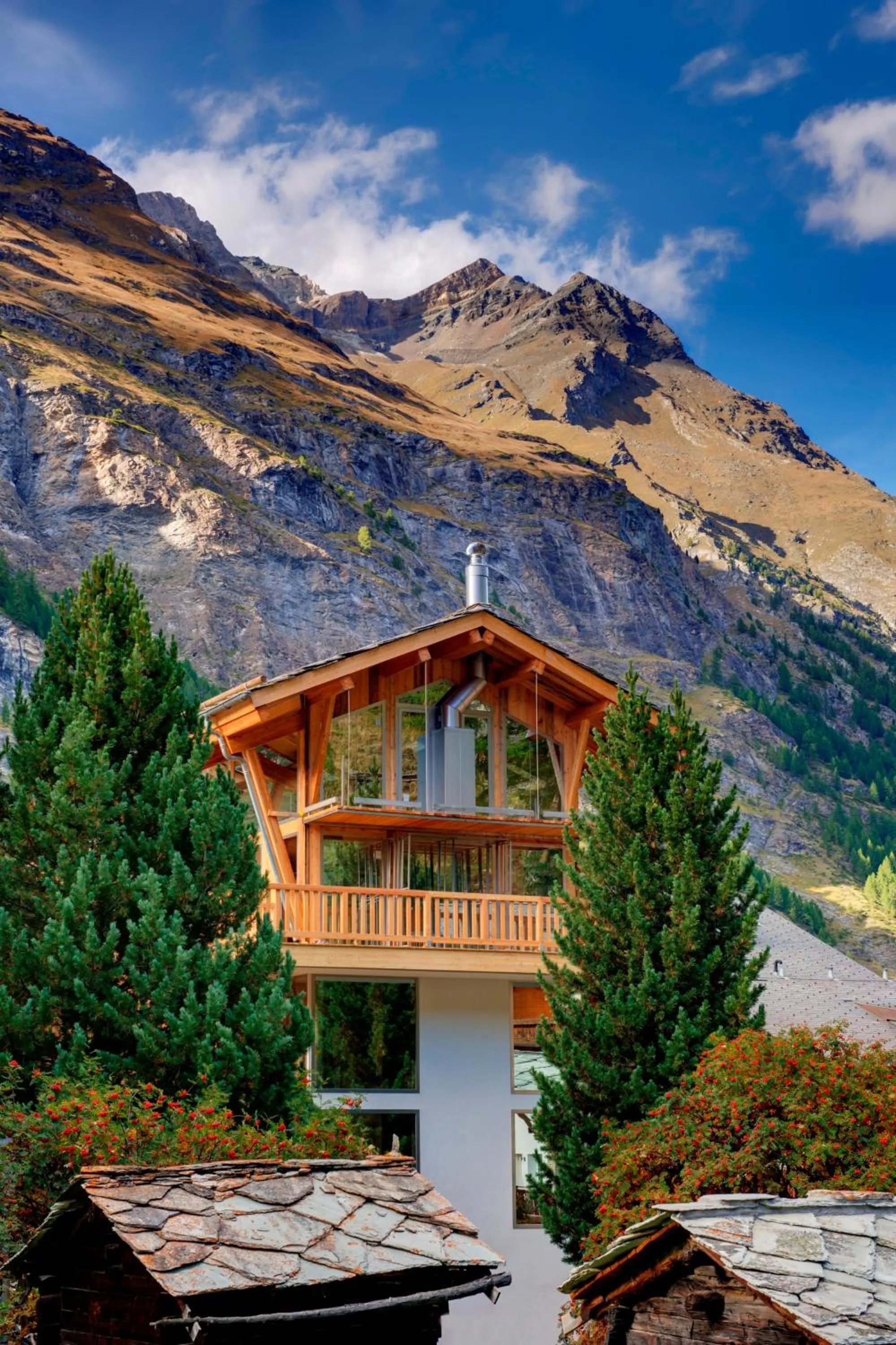 Property Building in Backstage Hotel Chalet Rooms