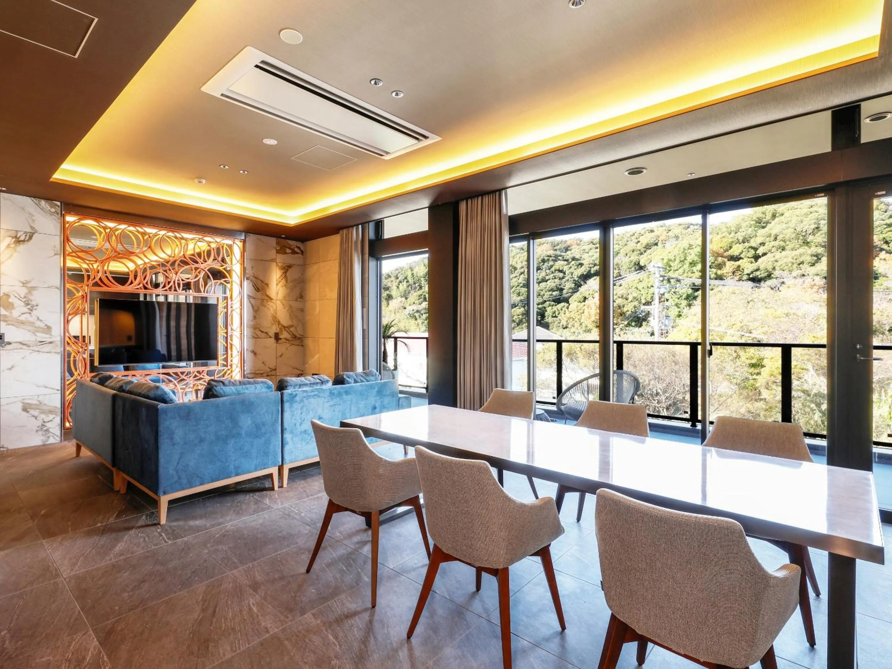 Living room in FIVE SPRING RESORT THE SHIRAHAMA