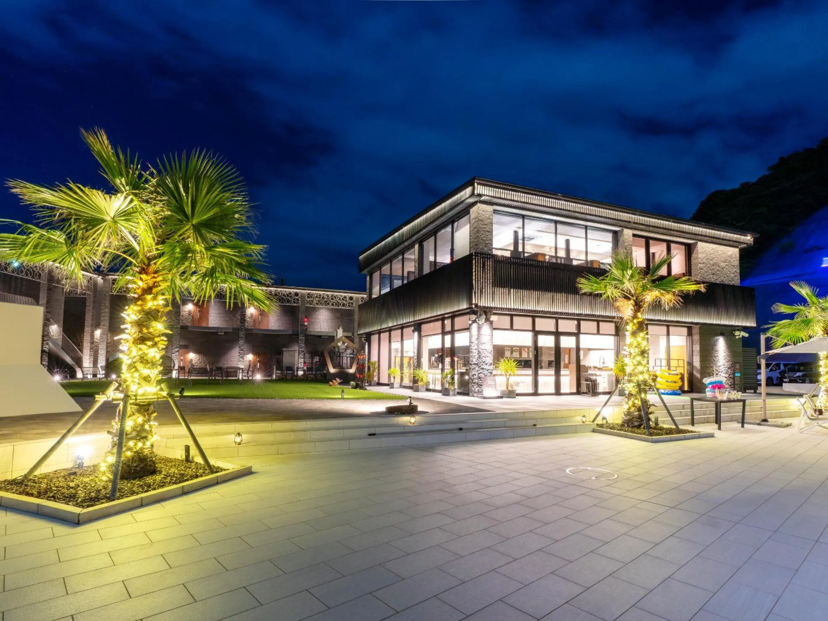 Property building in FIVE SPRING RESORT THE SHIRAHAMA