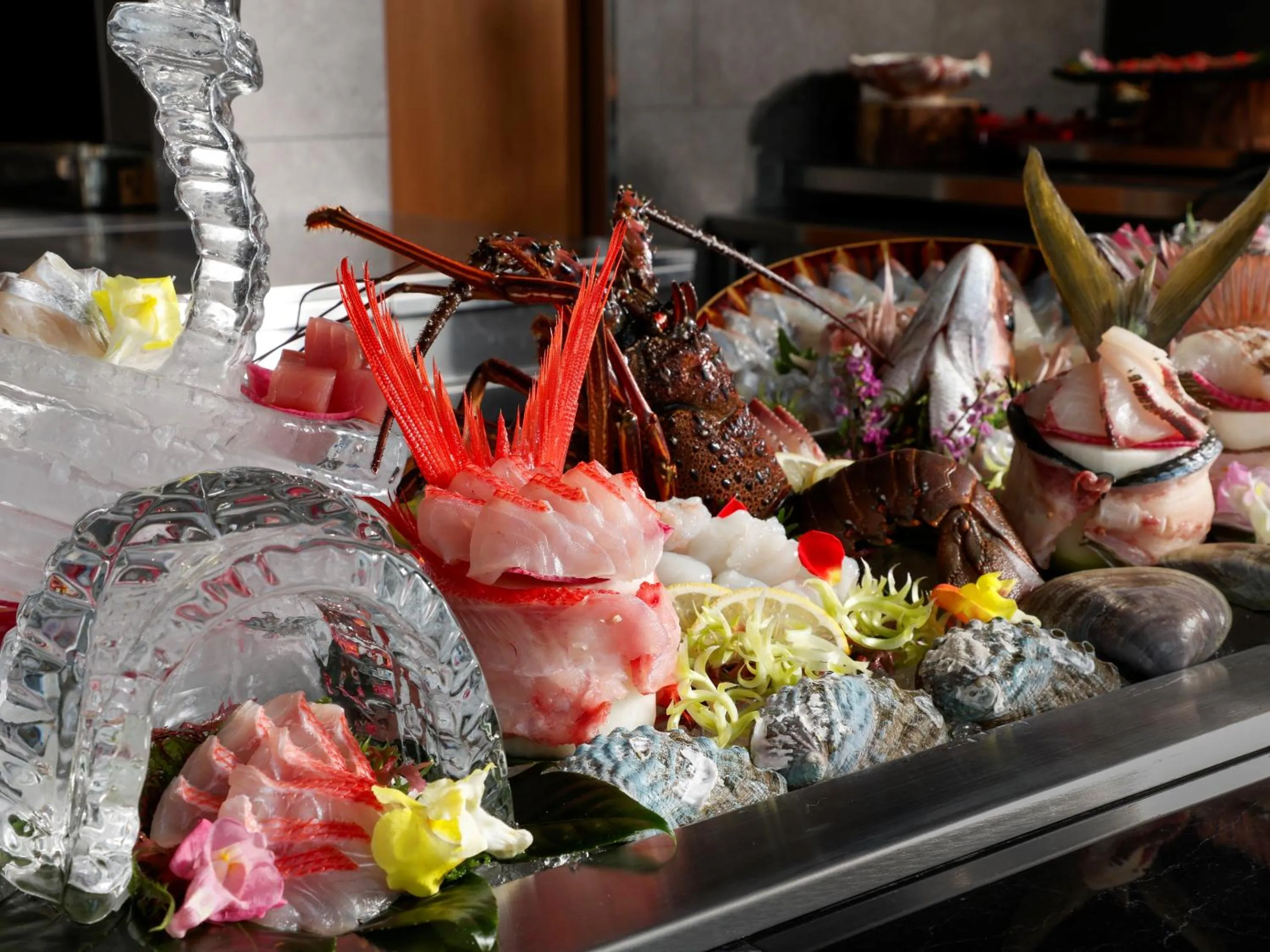 Meals in FIVE SPRING RESORT THE SHIRAHAMA