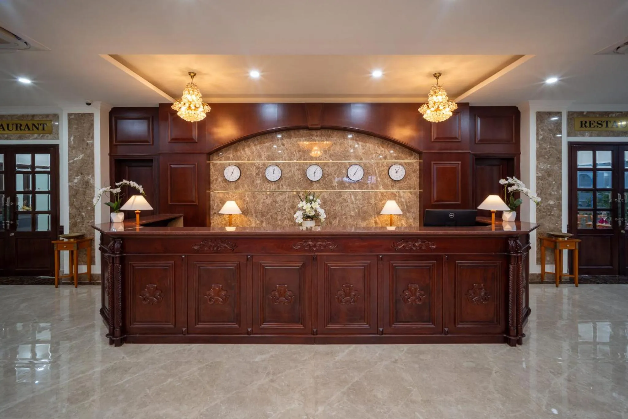 Lobby or reception in The HUB Hotel - Airport