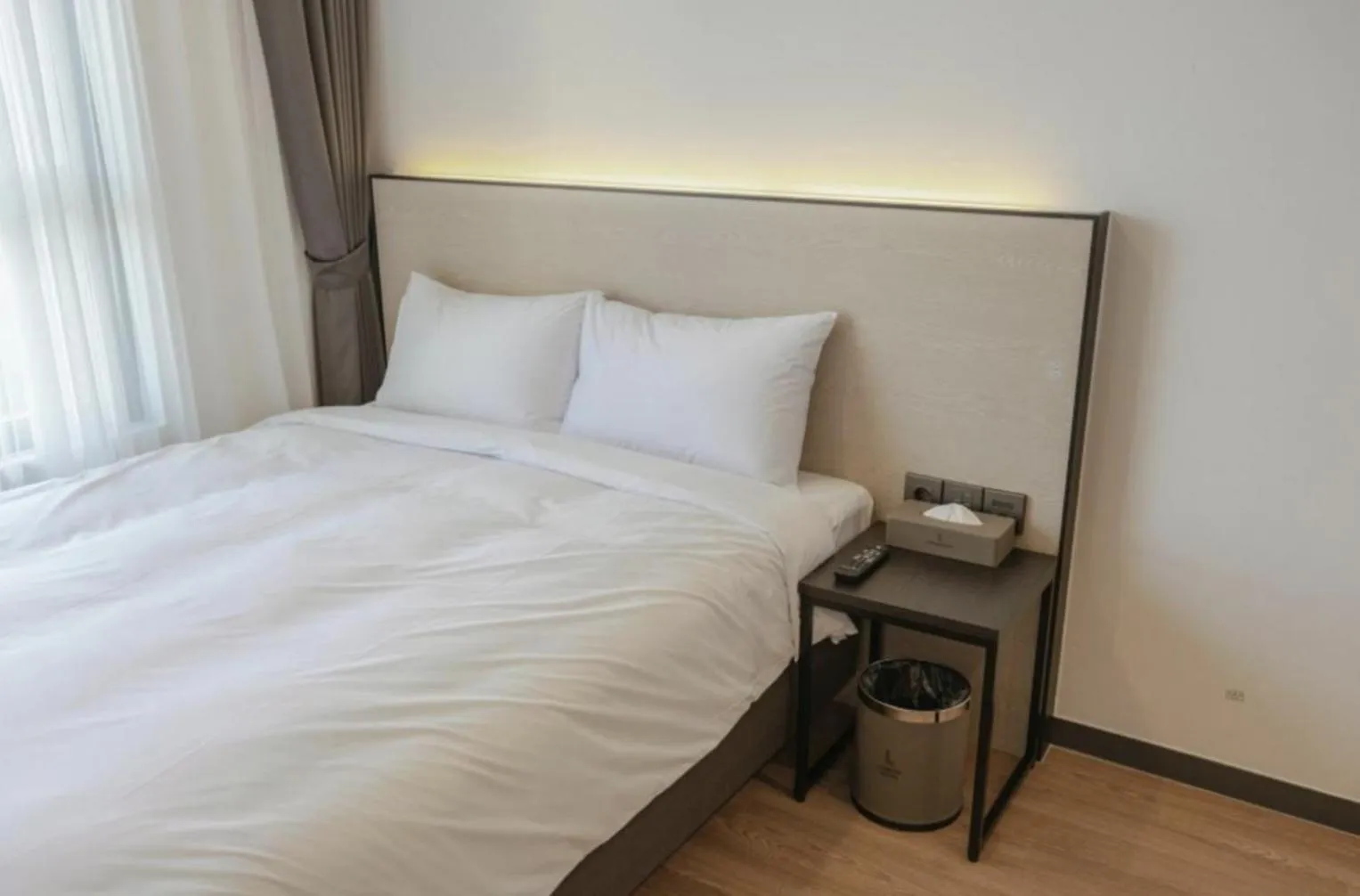 Bed in Lemain Hotel Seogwipo