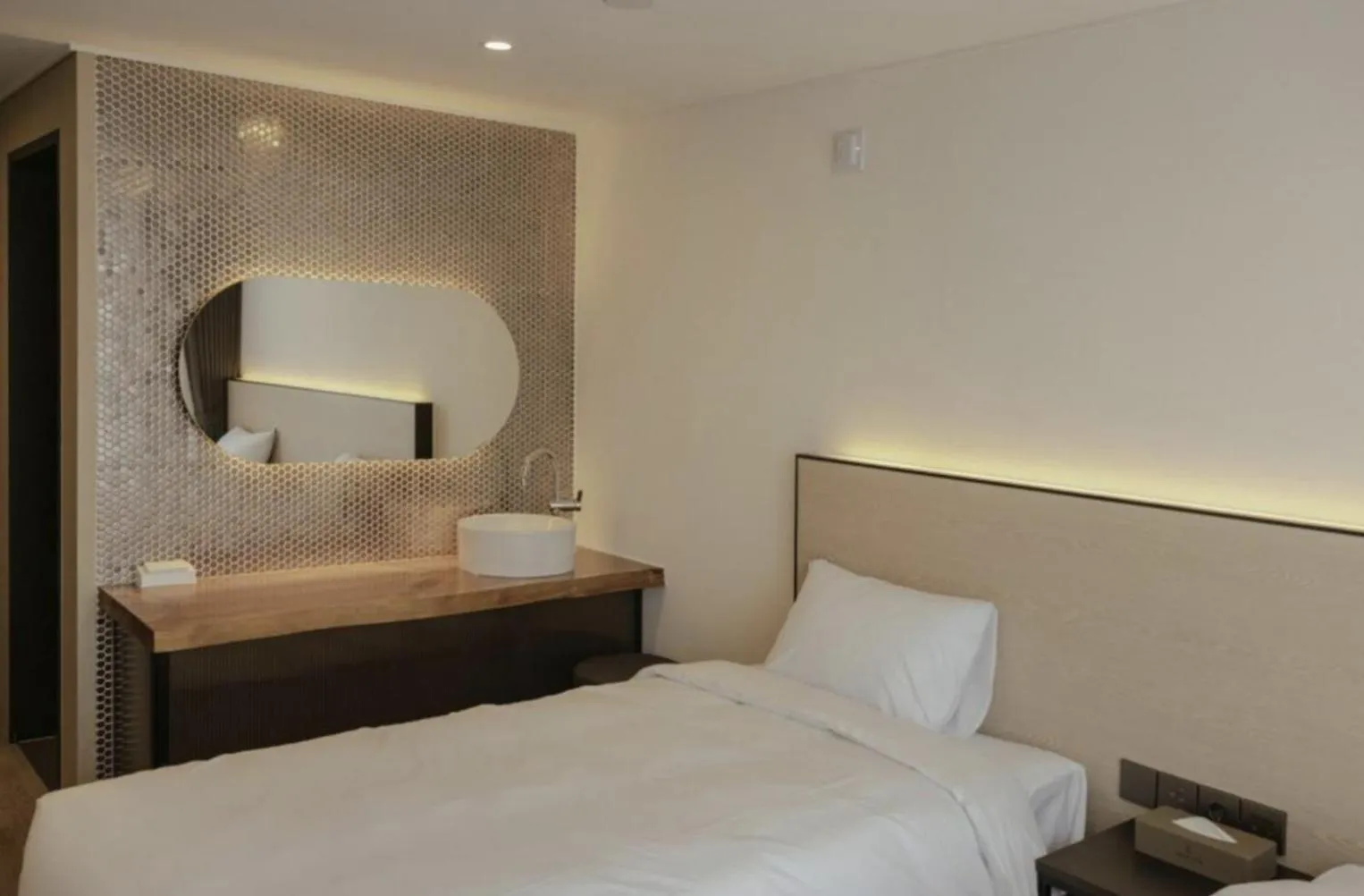 Bed in Lemain Hotel Seogwipo