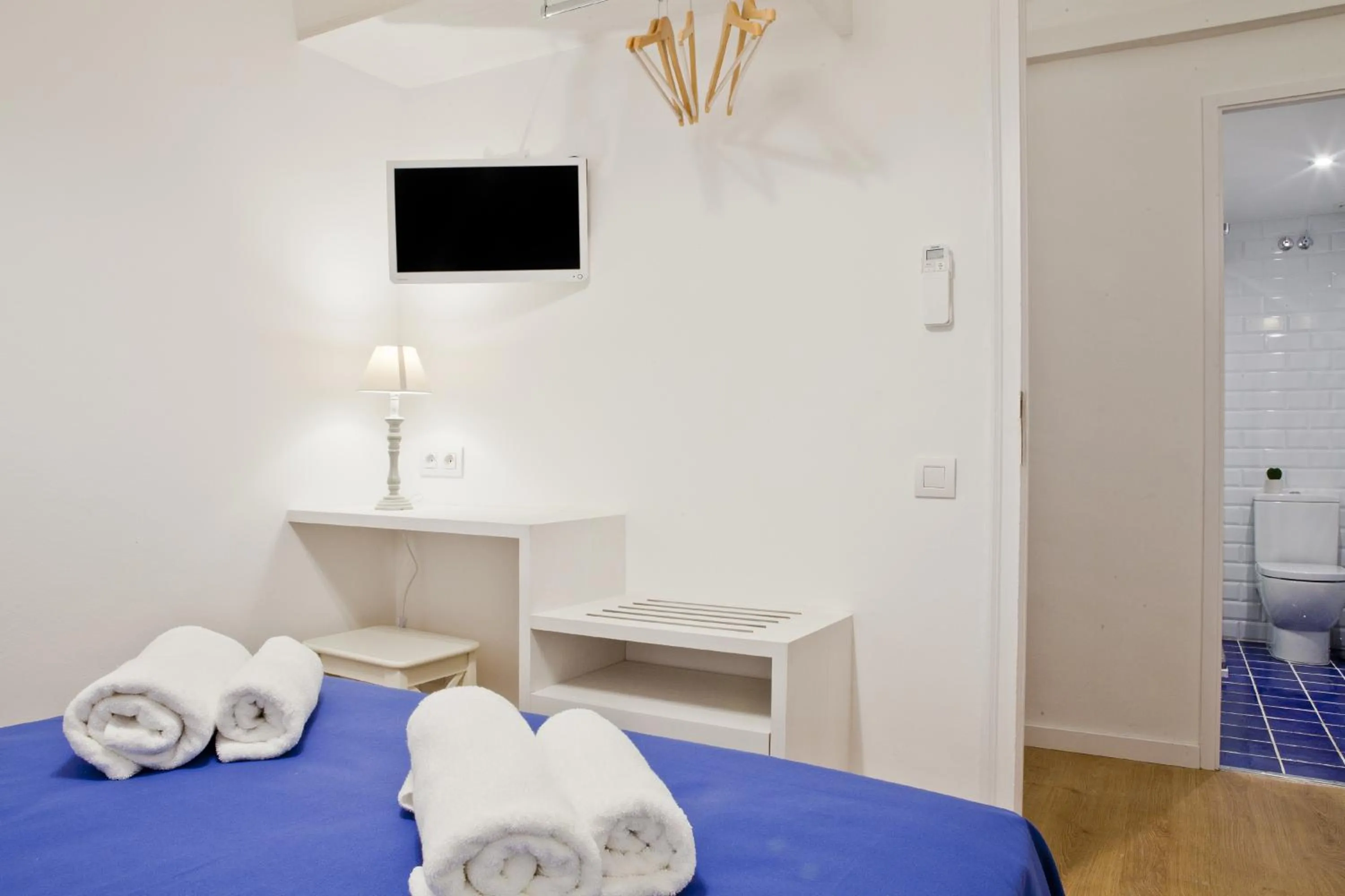 Seating area, Bed in Blue Barcelona