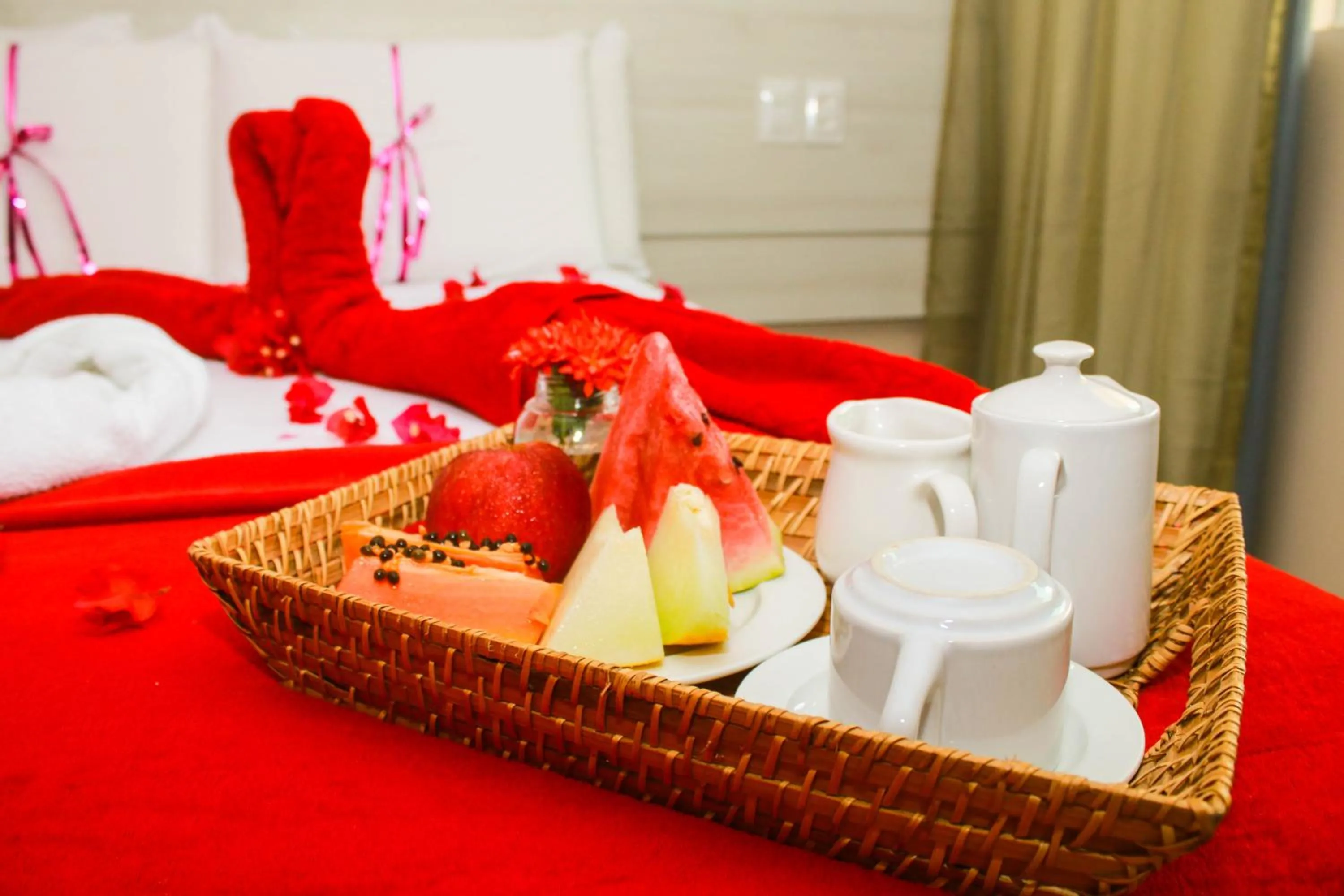 Breakfast, Bed in Pousada Badejo