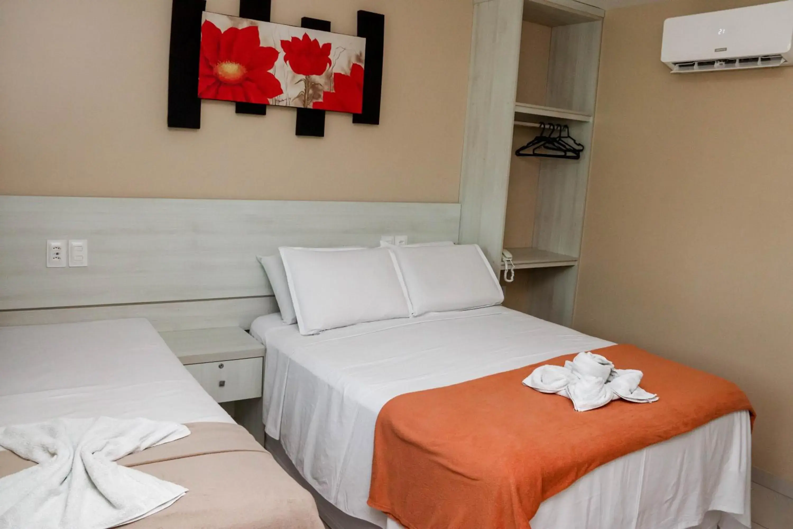 Double Room in Pousada Badejo Double Room in Pousada Badejo