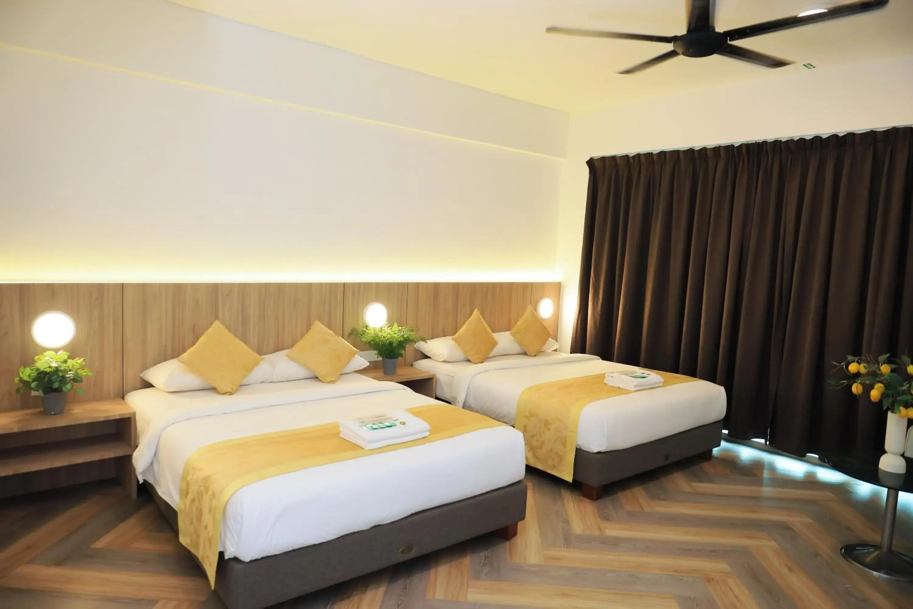 Family Room with Balcony in BIG TREE HOTEL Family Room with Balcony in BIG TREE HOTEL