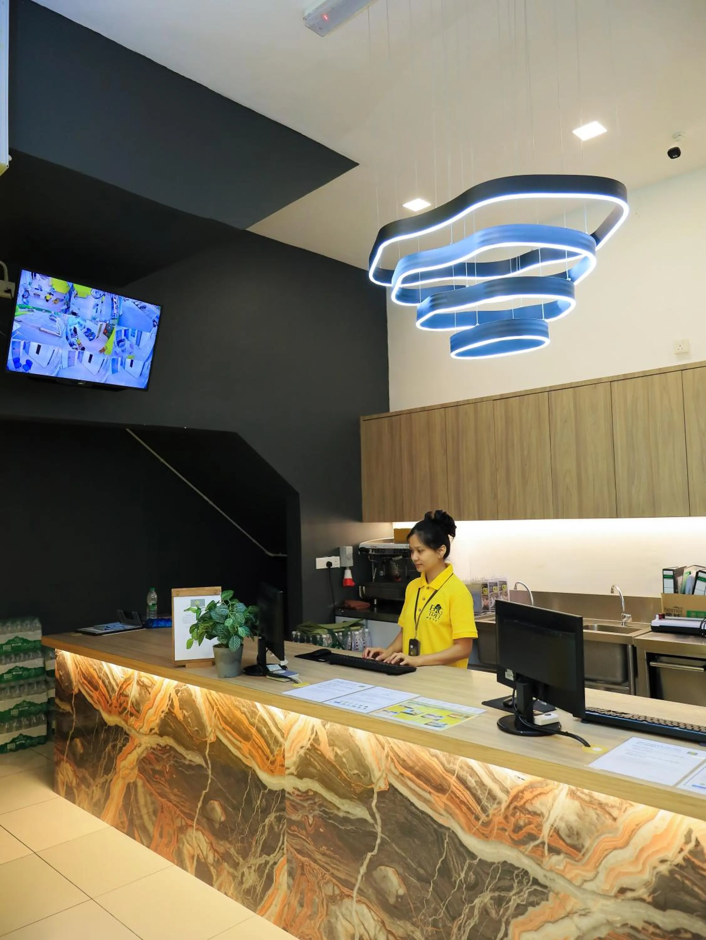 Staff in BIG TREE HOTEL