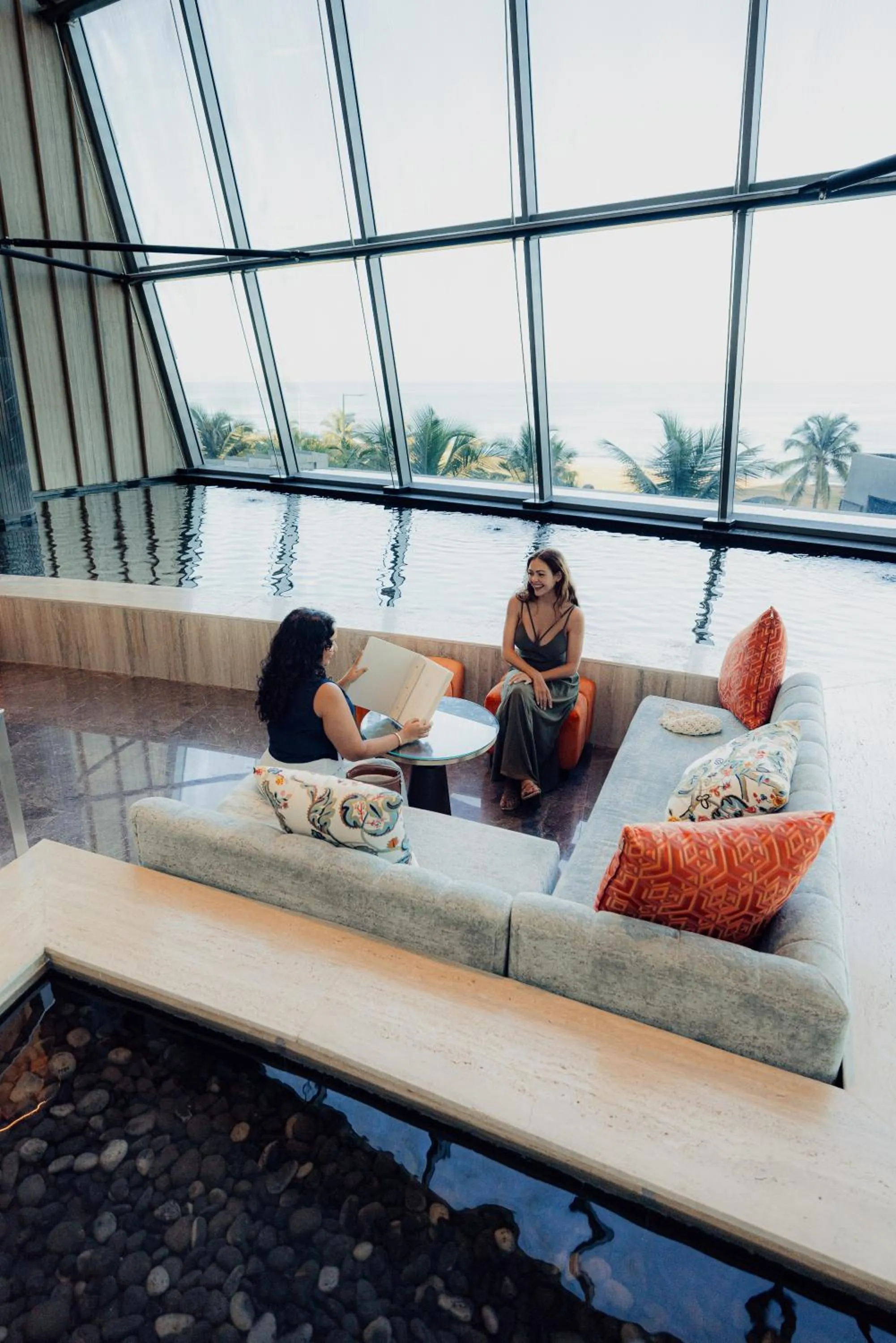 People in ITC Ratnadipa, a Luxury Collection Hotel, Colombo