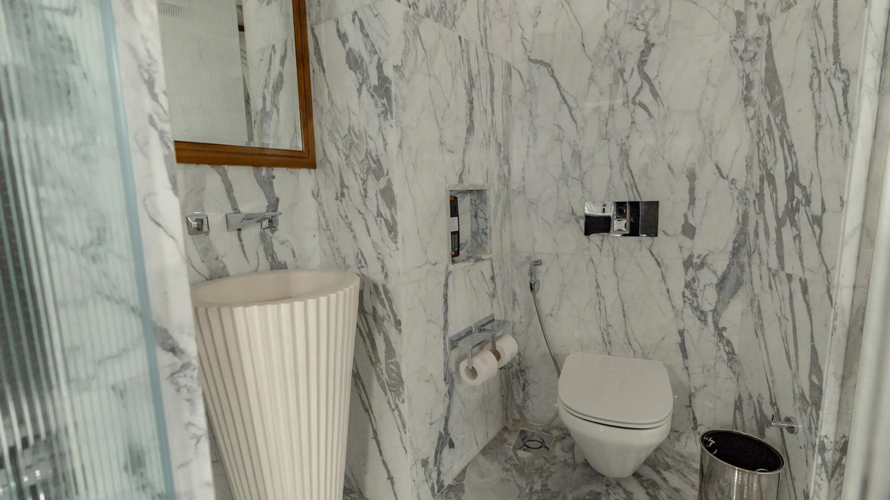 Bathroom in ITC Ratnadipa, a Luxury Collection Hotel, Colombo