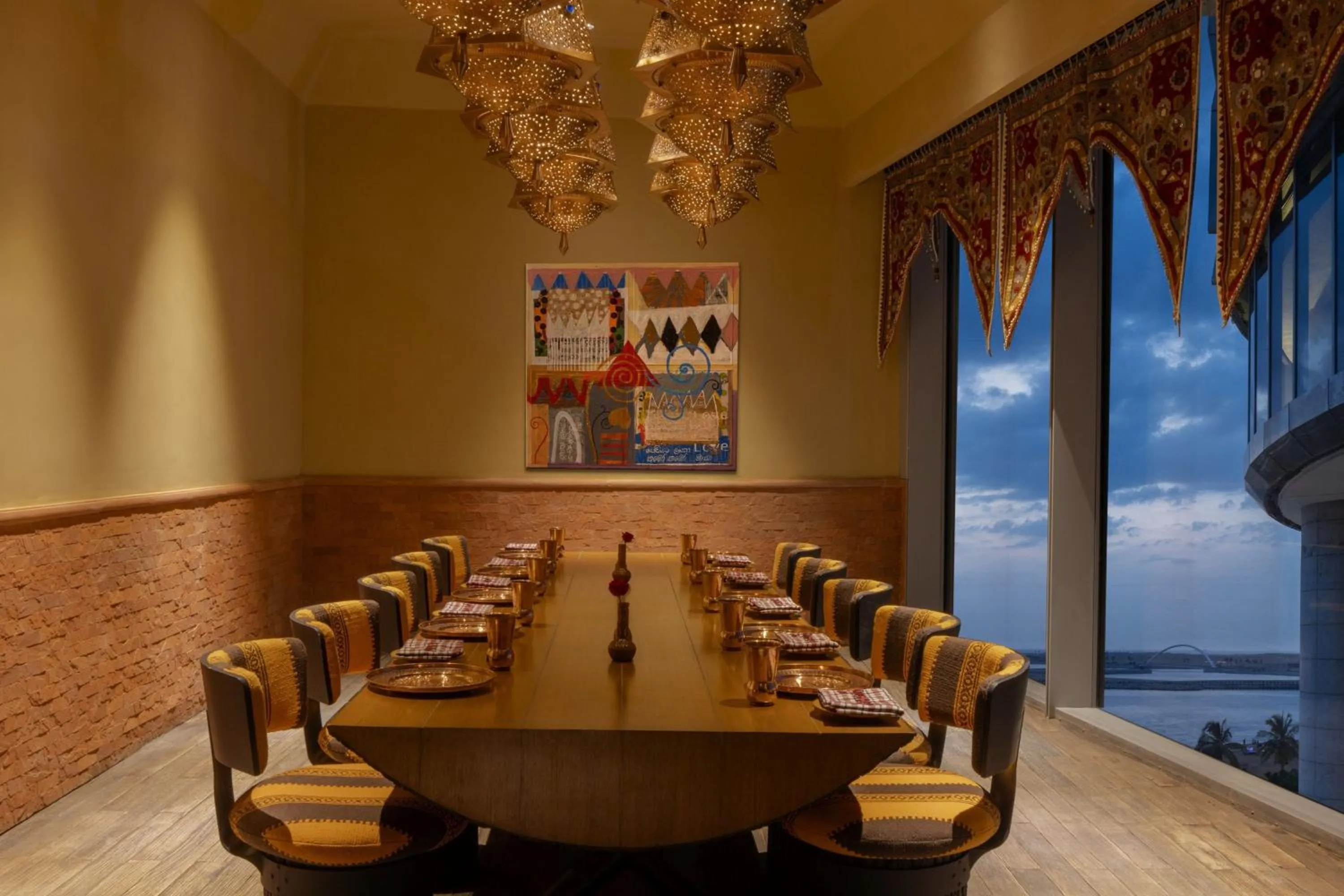 Restaurant/places to eat in ITC Ratnadipa, a Luxury Collection Hotel, Colombo