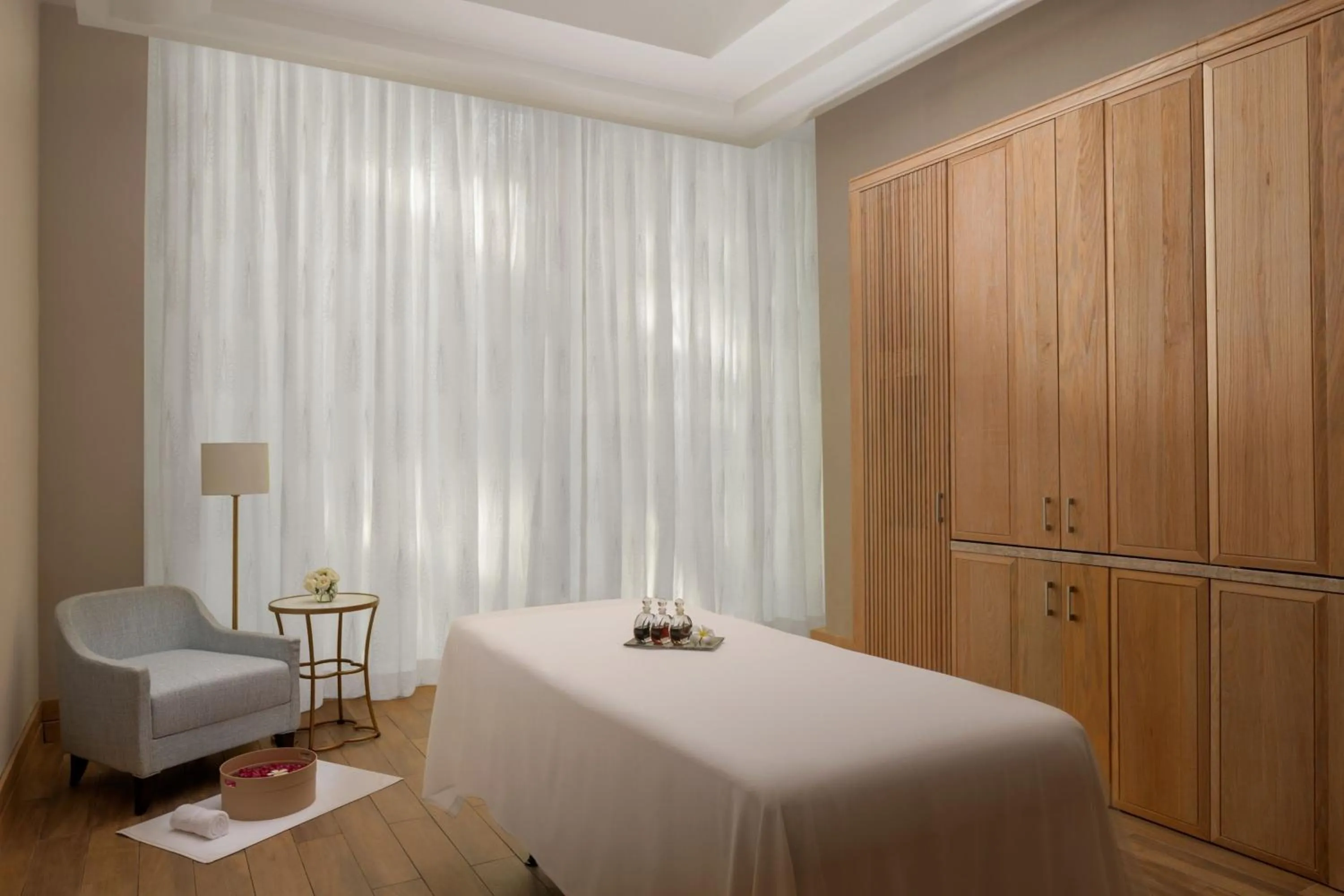 Spa and wellness centre/facilities, Bed in ITC Ratnadipa, a Luxury Collection Hotel, Colombo