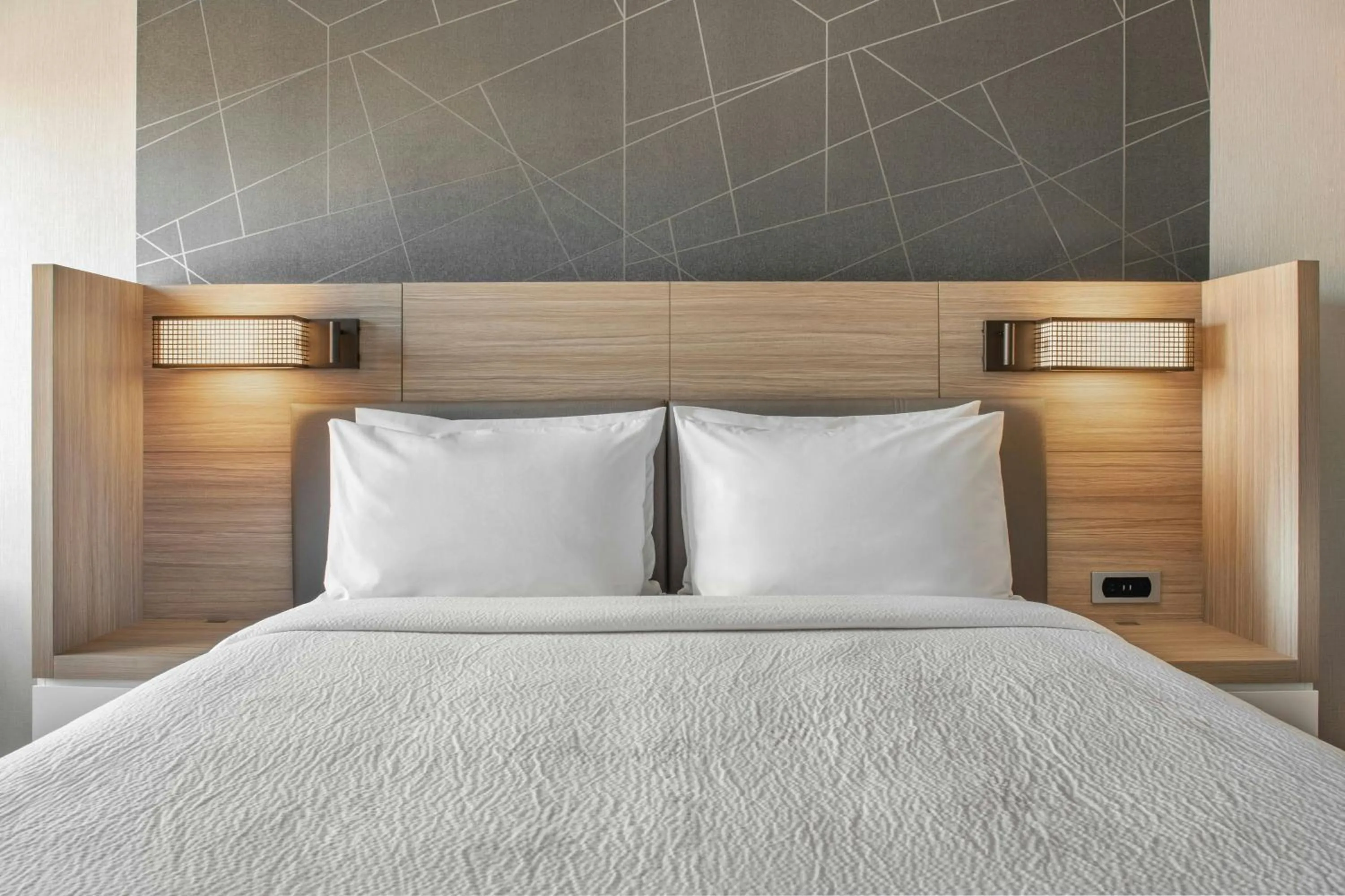 King Suite with City View - Hearing Accessible in SpringHill Suites by Marriott Phoenix West/Avondale