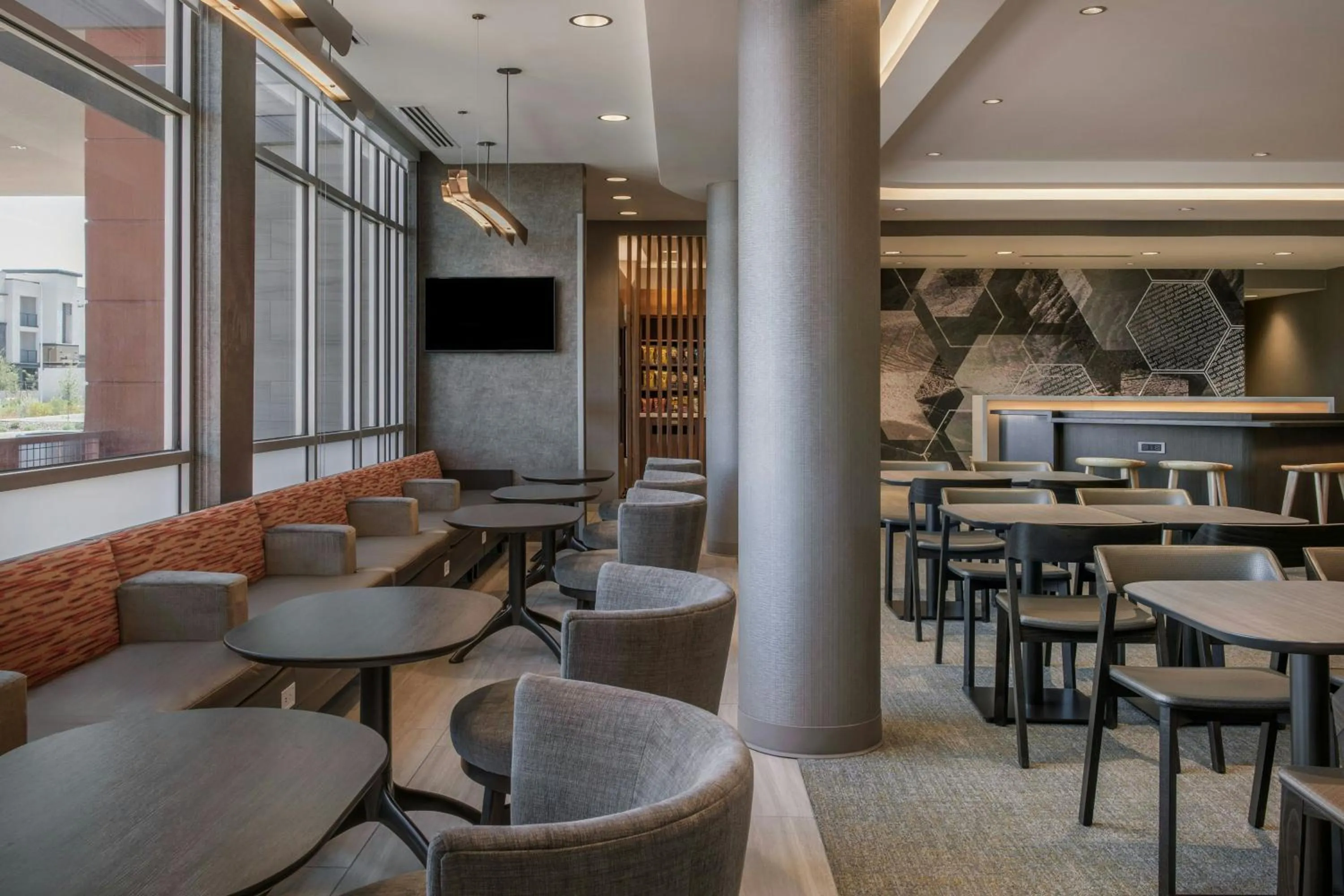 Breakfast in SpringHill Suites by Marriott Phoenix West/Avondale