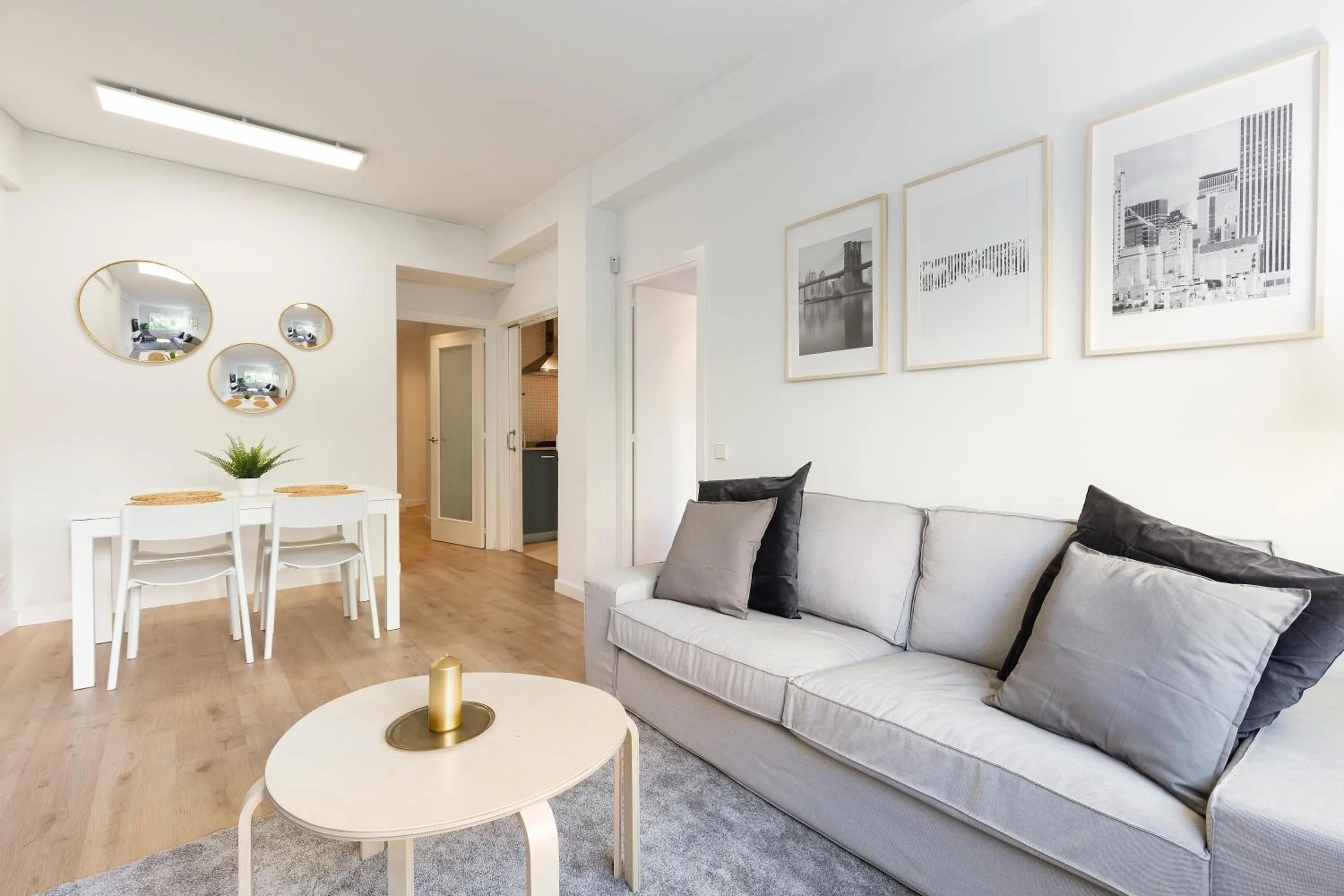 Living room in Suites Barcelona Park Güell