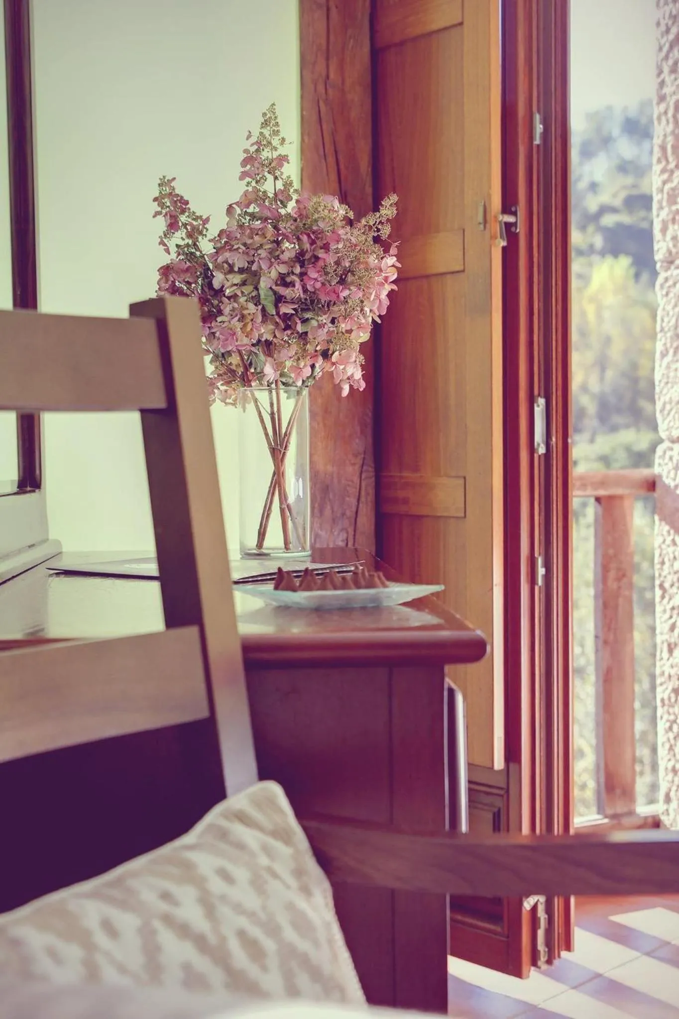 Decorative detail, Bed in Hotel Balneario Río Pambre