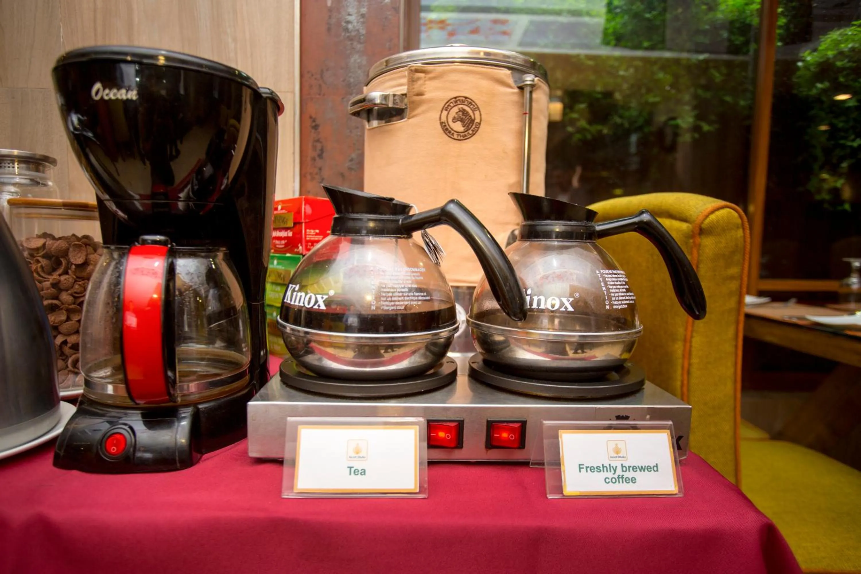 Coffee/tea facilities in Ascott Palace Dhaka