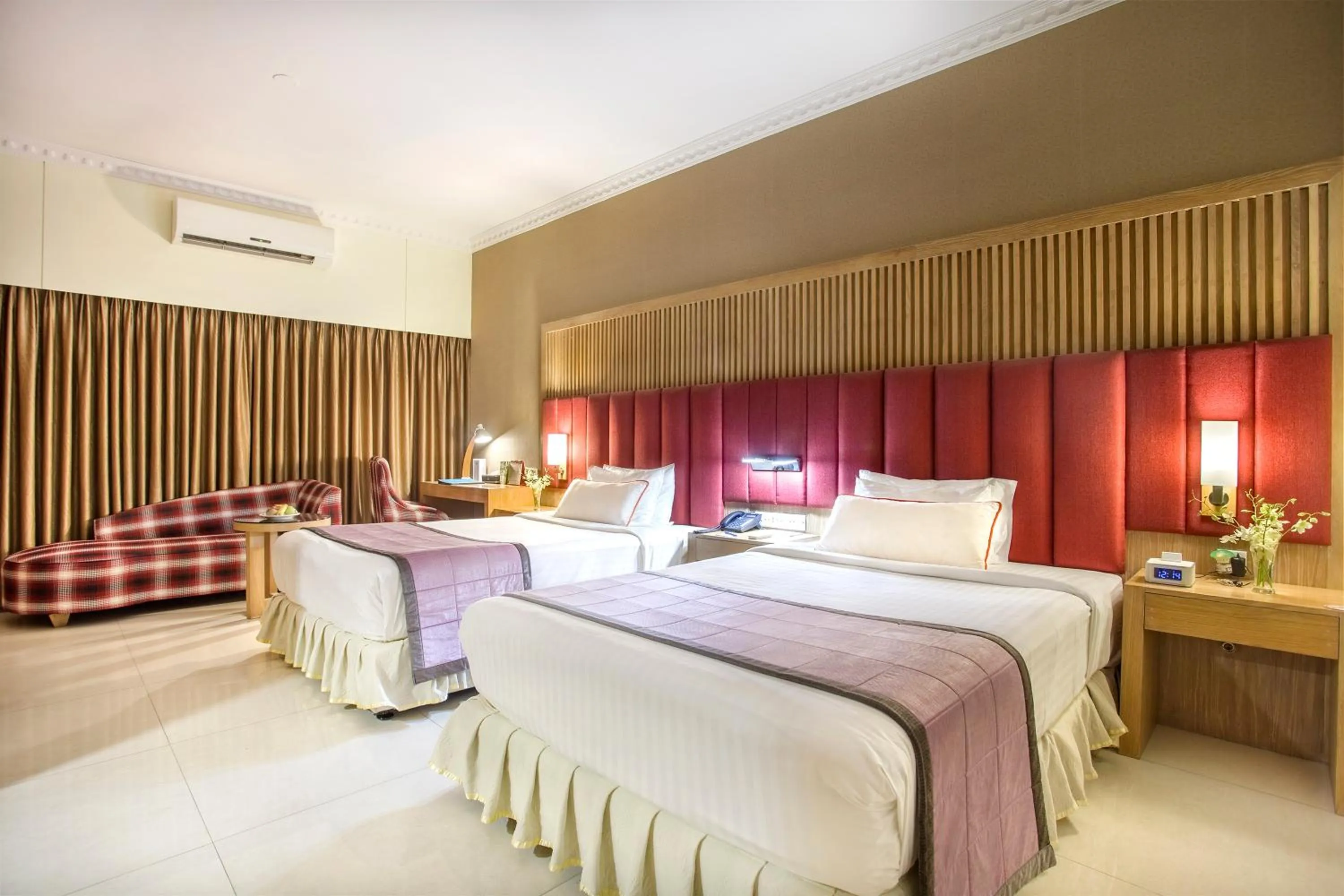 Photo of the whole room, Bed in Ascott Palace Dhaka