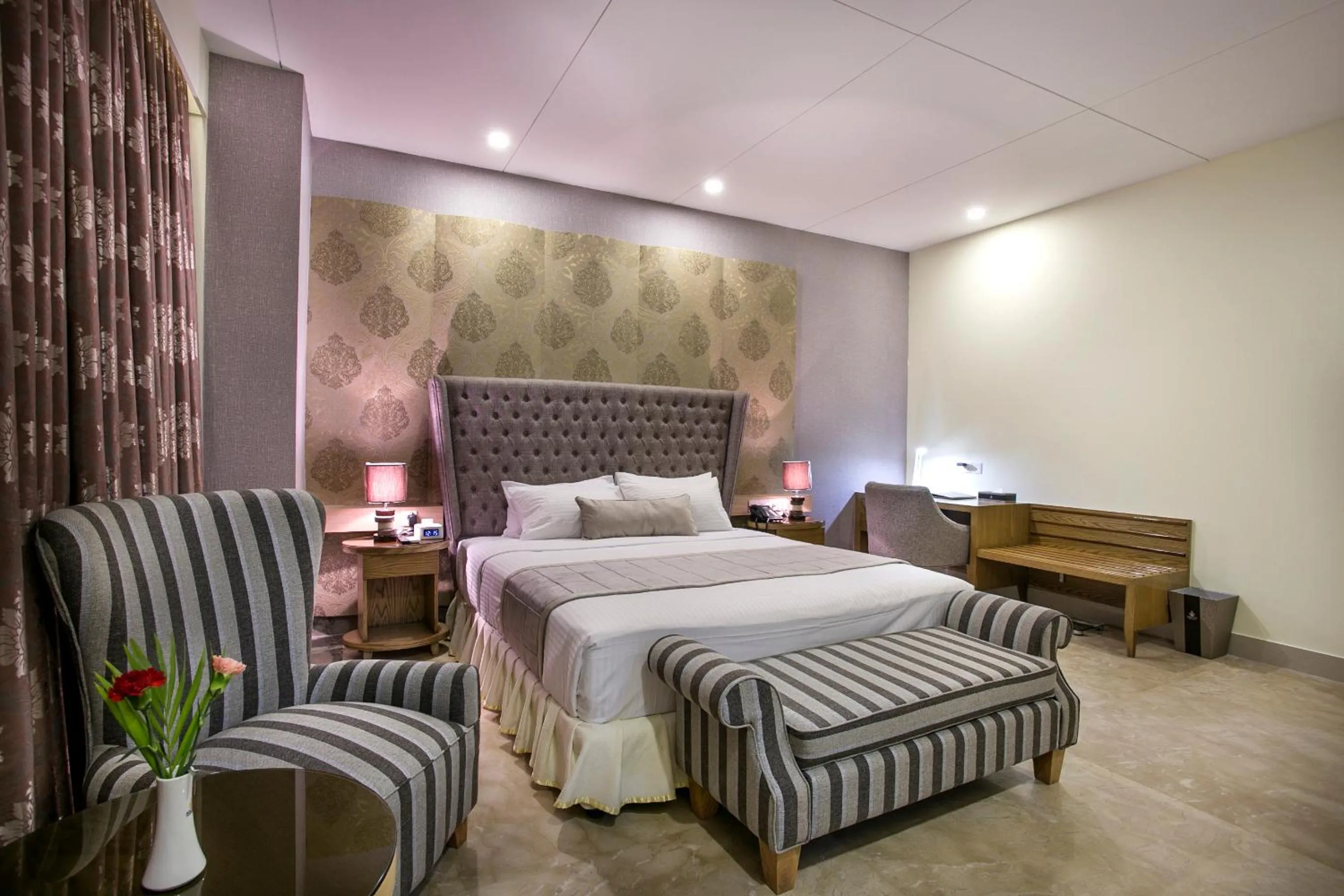 Photo of the whole room, Bed in Ascott Palace Dhaka