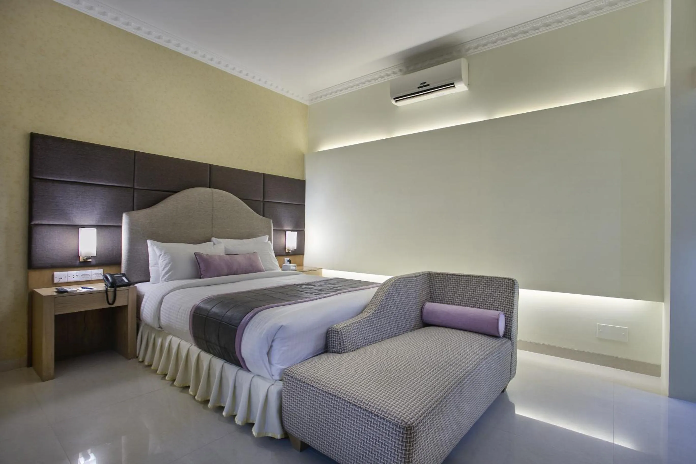 Bedroom, Bed in Ascott Palace Dhaka