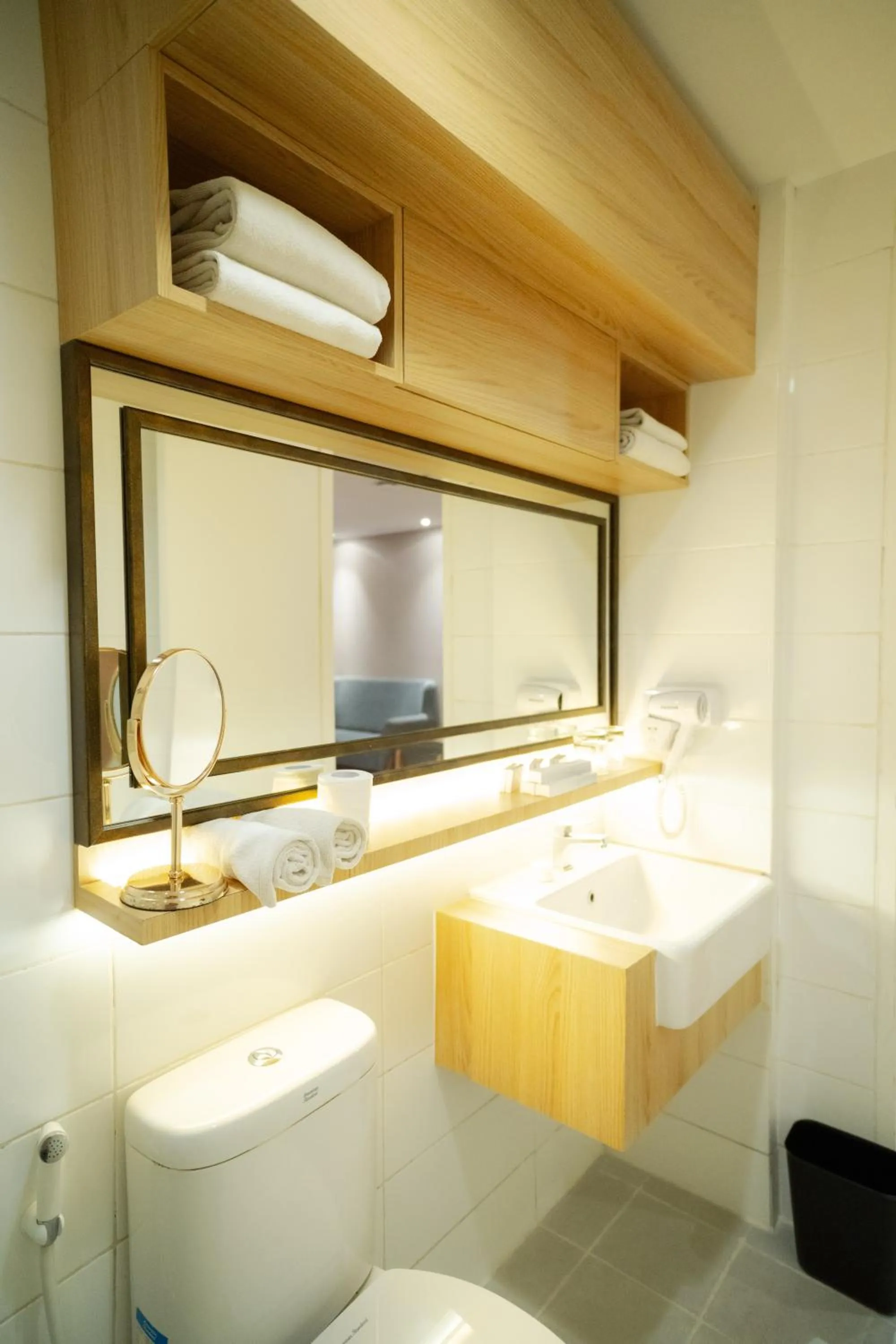 Toilet in Swiss-Belcourt Serpong