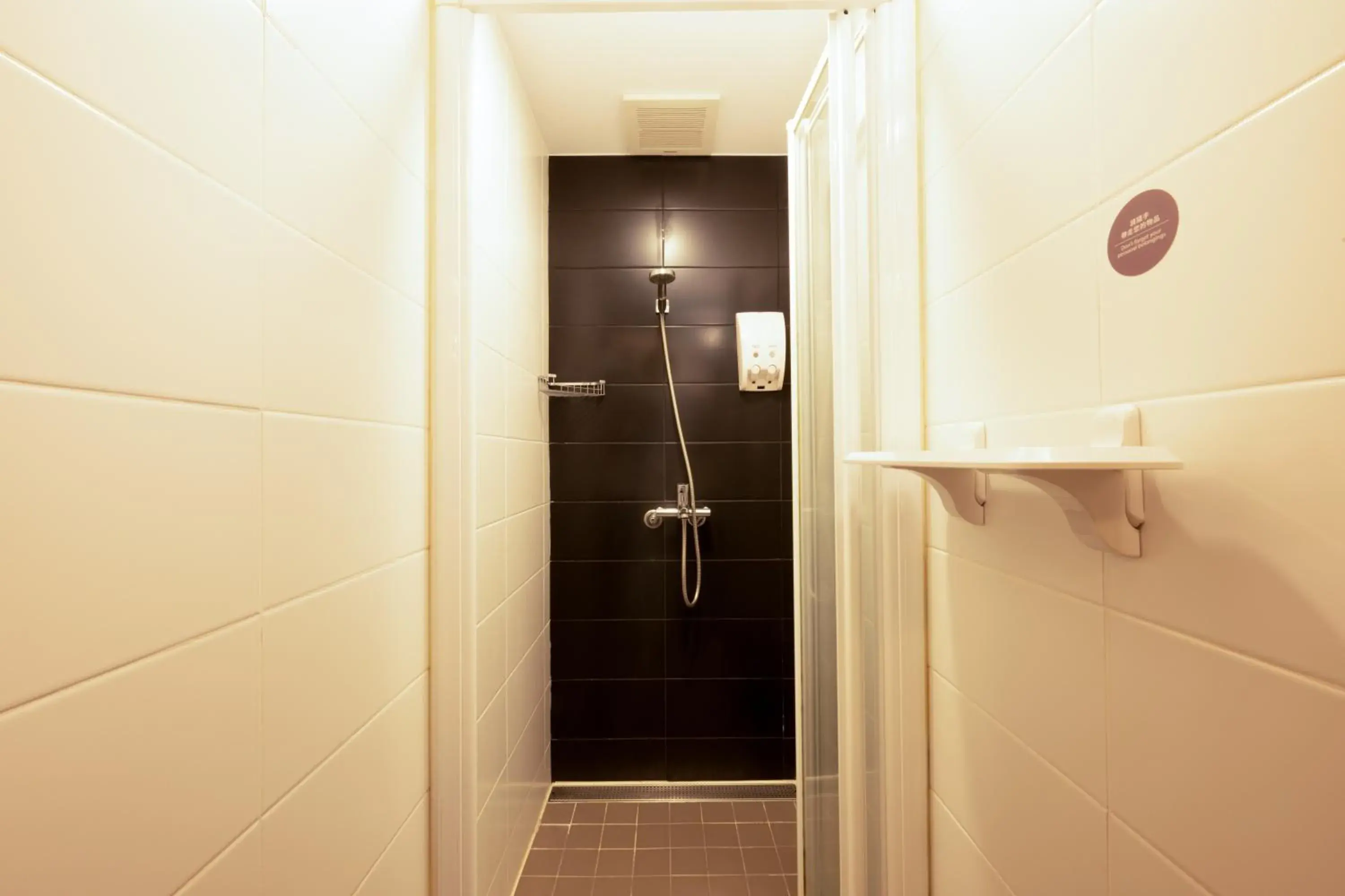 Bunk Bed in Mixed Dormitory Room in Cat Tail Pocket Inn Bunk Bed in Mixed Dormitory Room in Cat Tail Pocket Inn