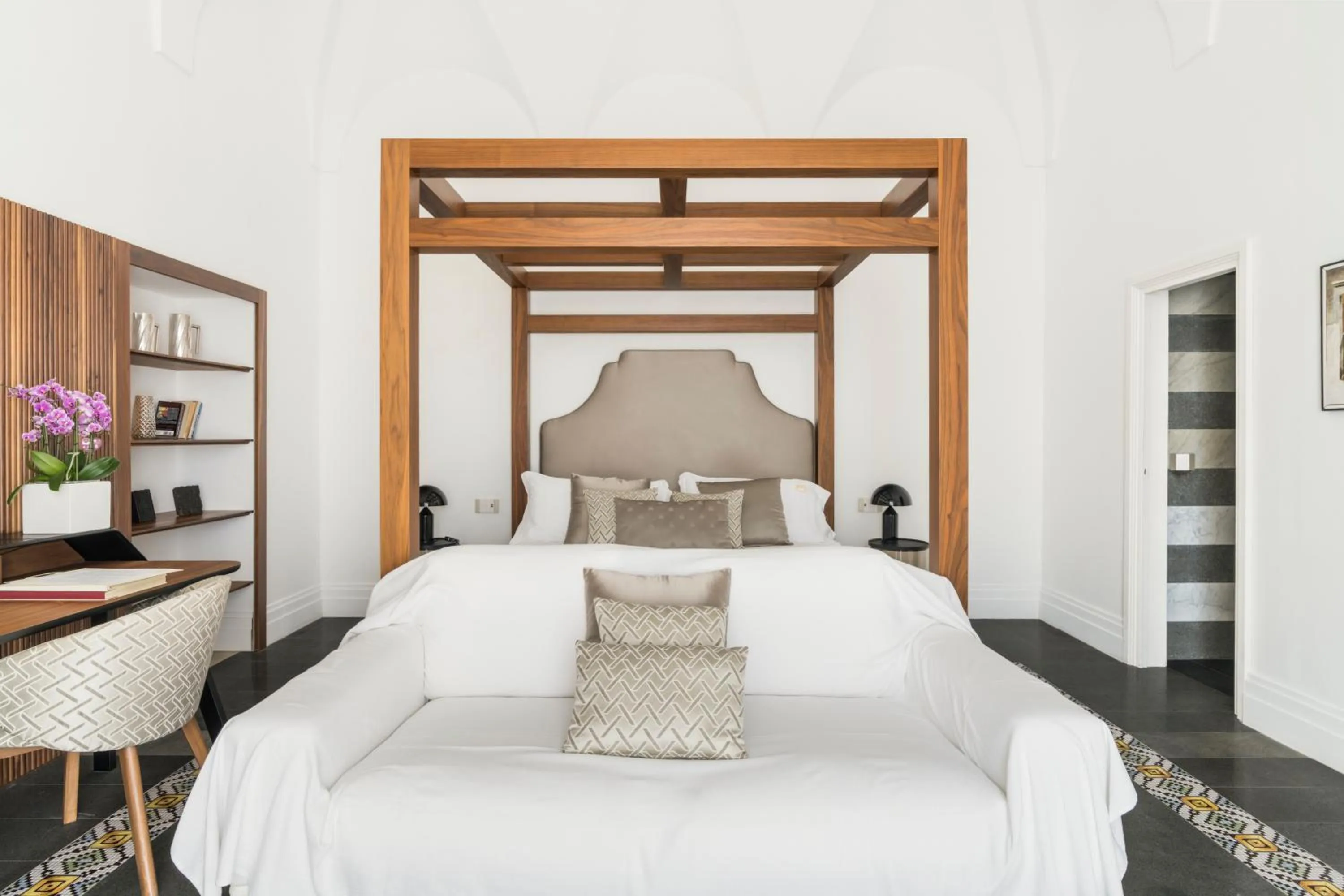 Bed in Villa Magia