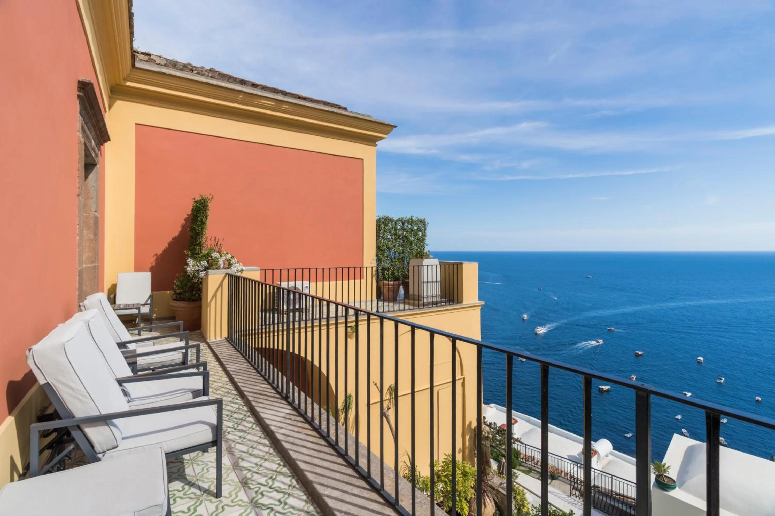 Property building in Villa Magia