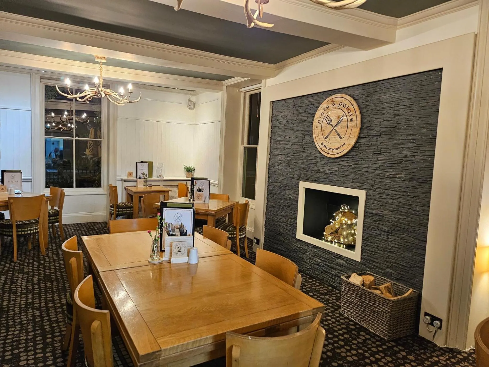 Restaurant/places to eat in Old Orleton Inn