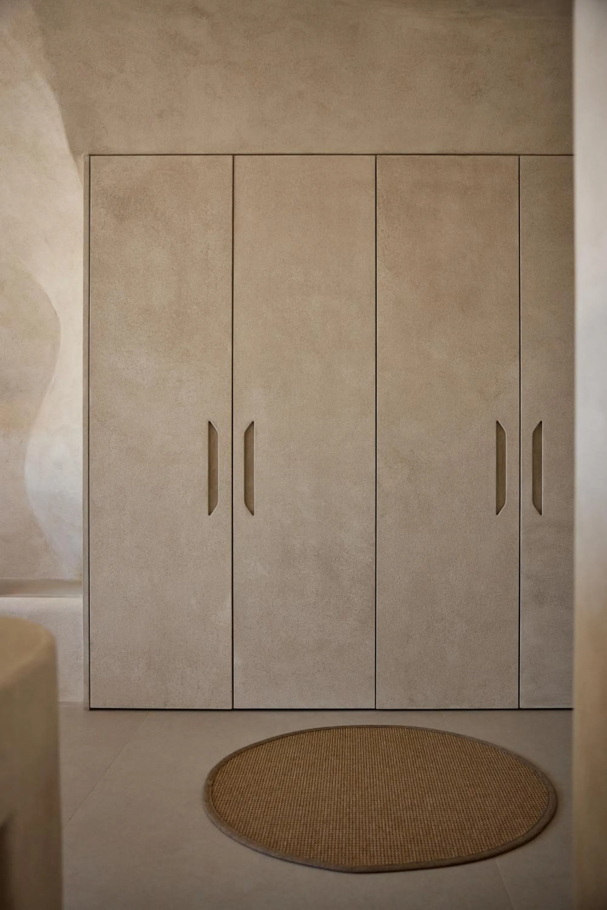 wardrobe in One of One Hotel