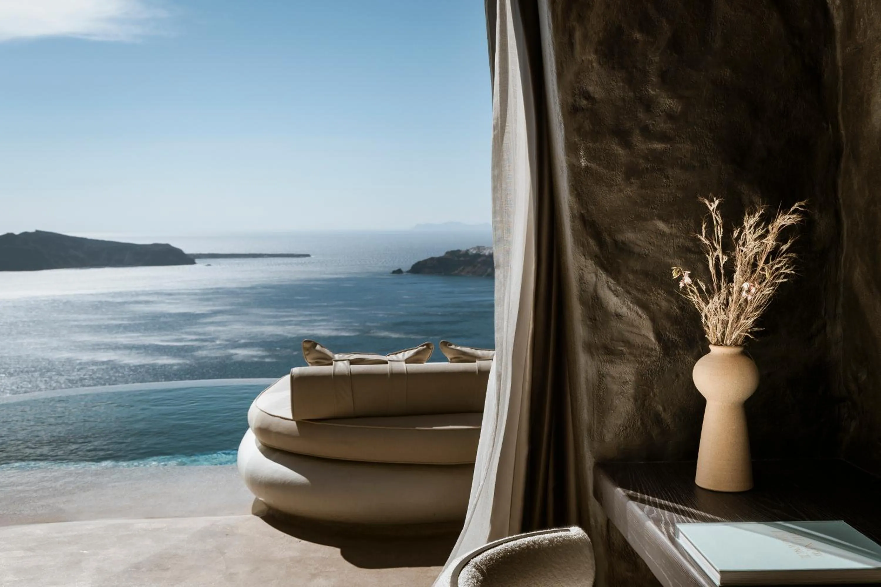 Day in One of One Hotel