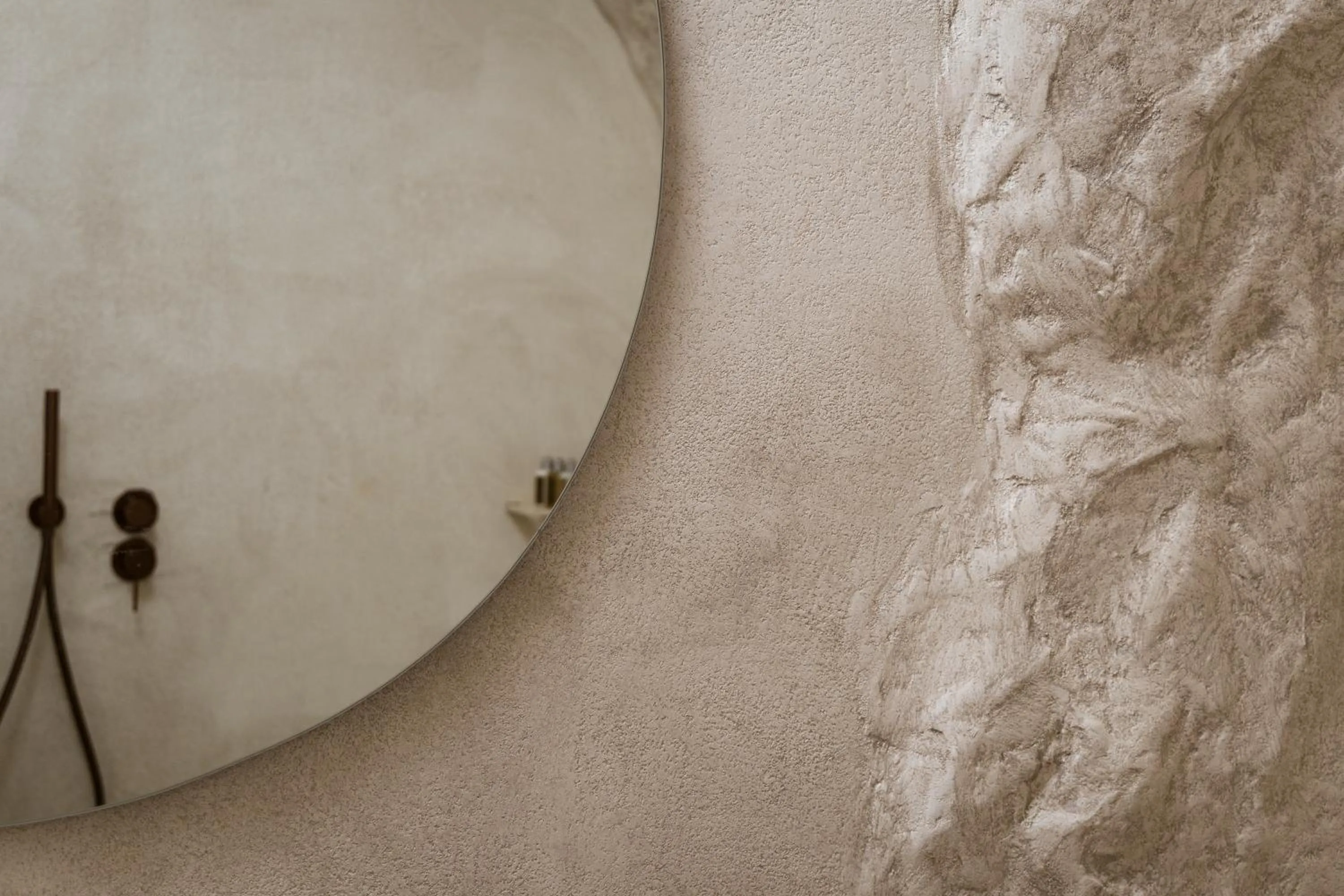 Shower in One of One Hotel