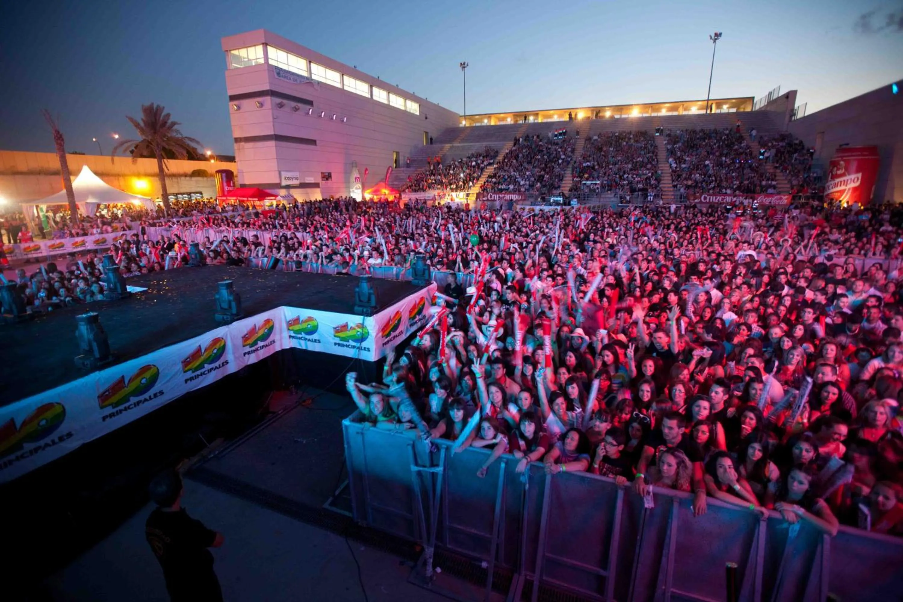 Evening entertainment in Hotel Romerito