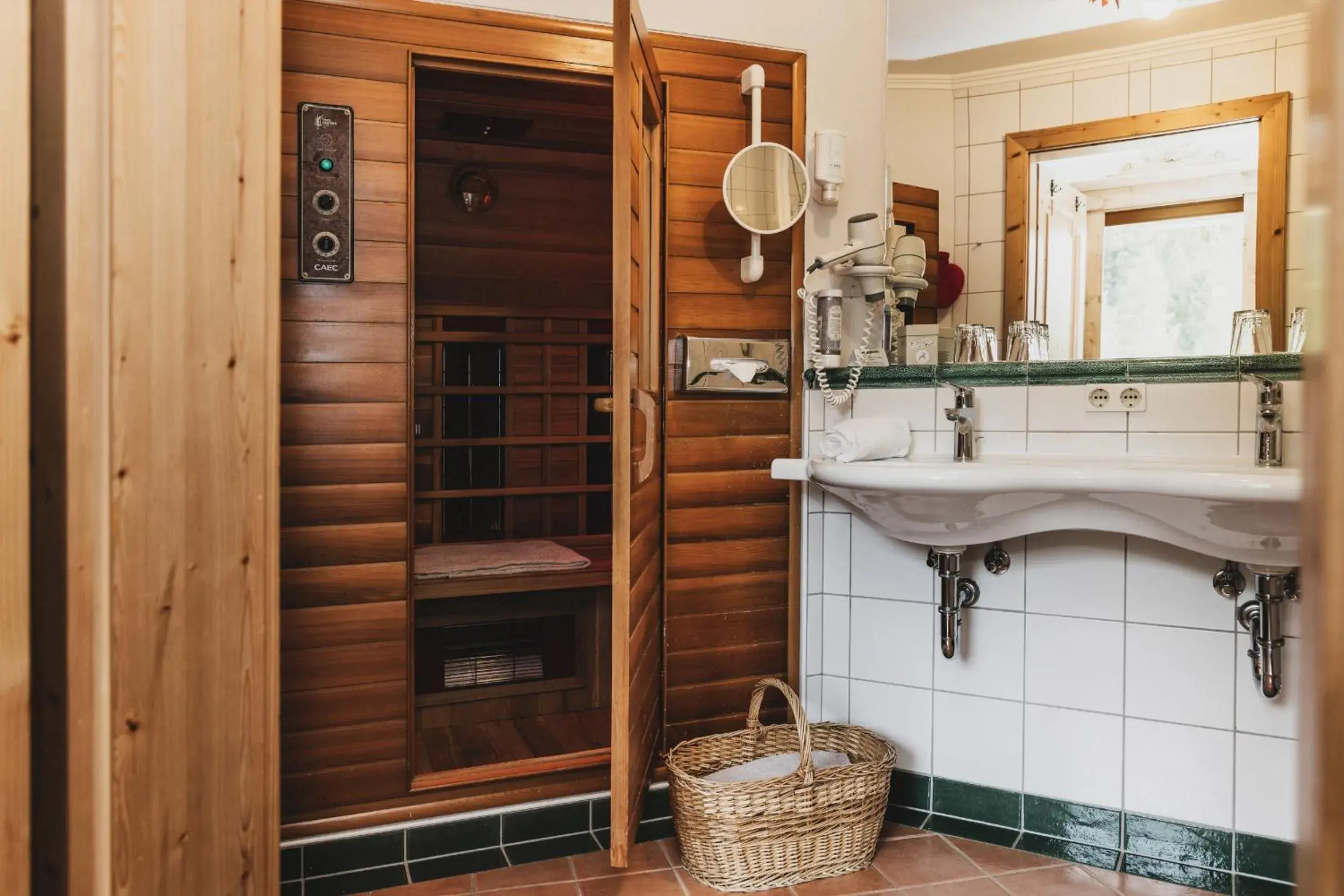 Romantic Suite with Sauna in Seehotel Jägerwirt Romantic Suite with Sauna in Seehotel Jägerwirt