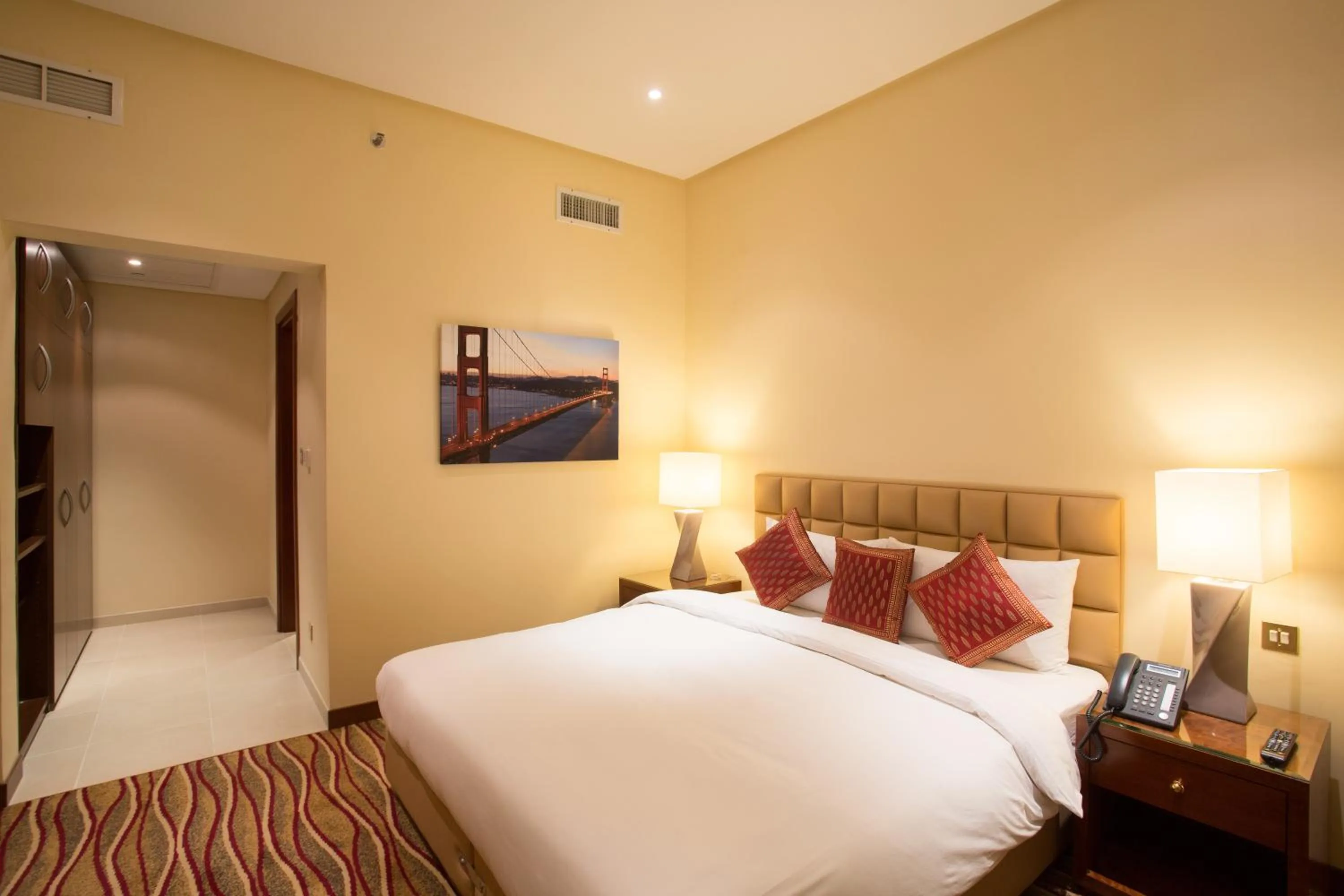 Bed in Dalal City Hotel