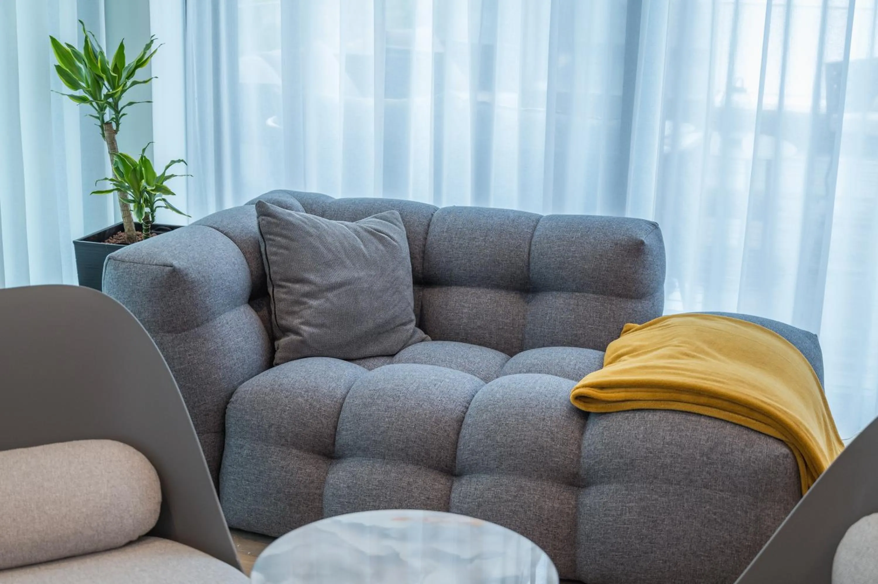 Living room in BJ81 Suite Hotel