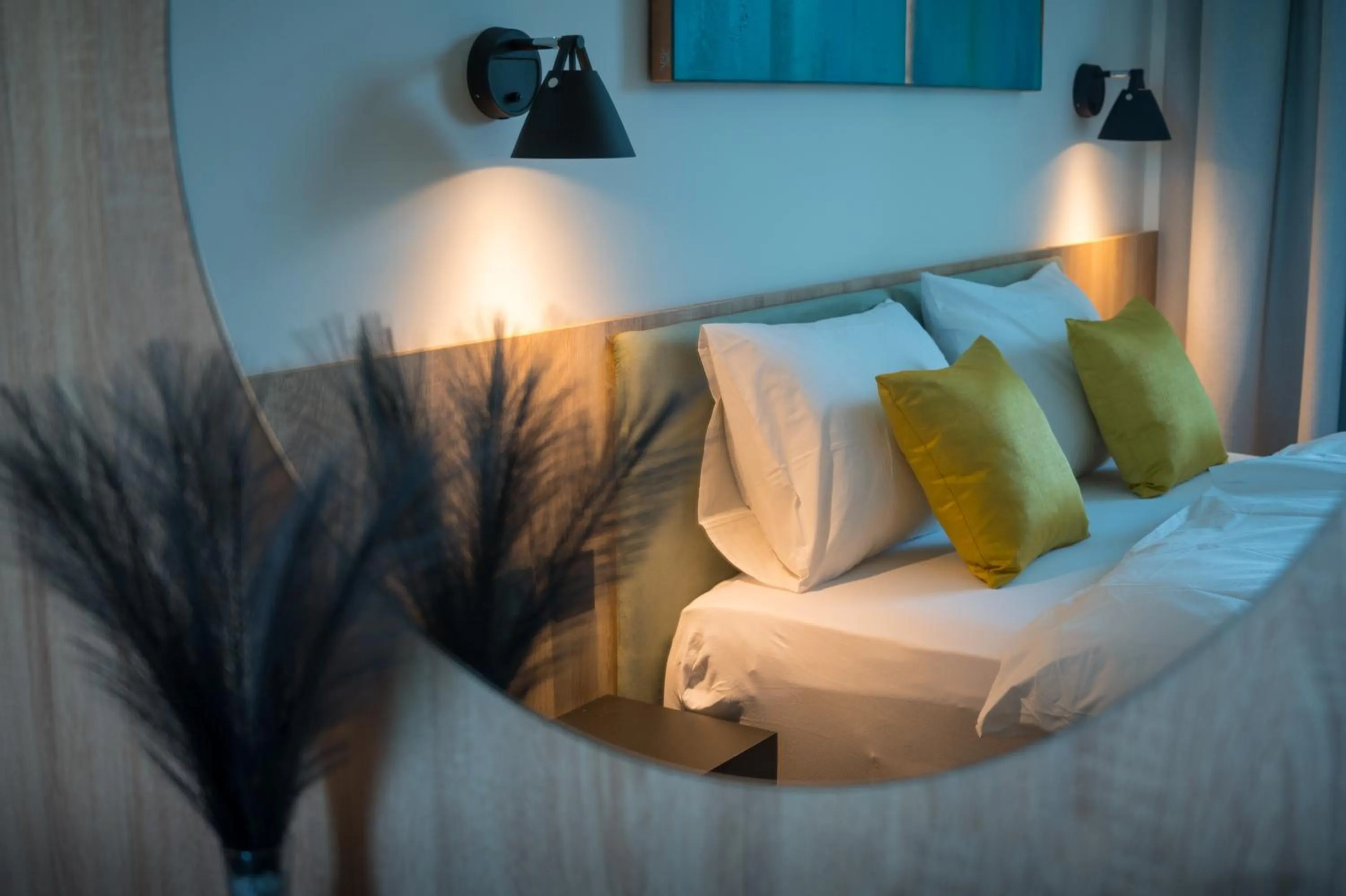 Bed in BJ81 Suite Hotel