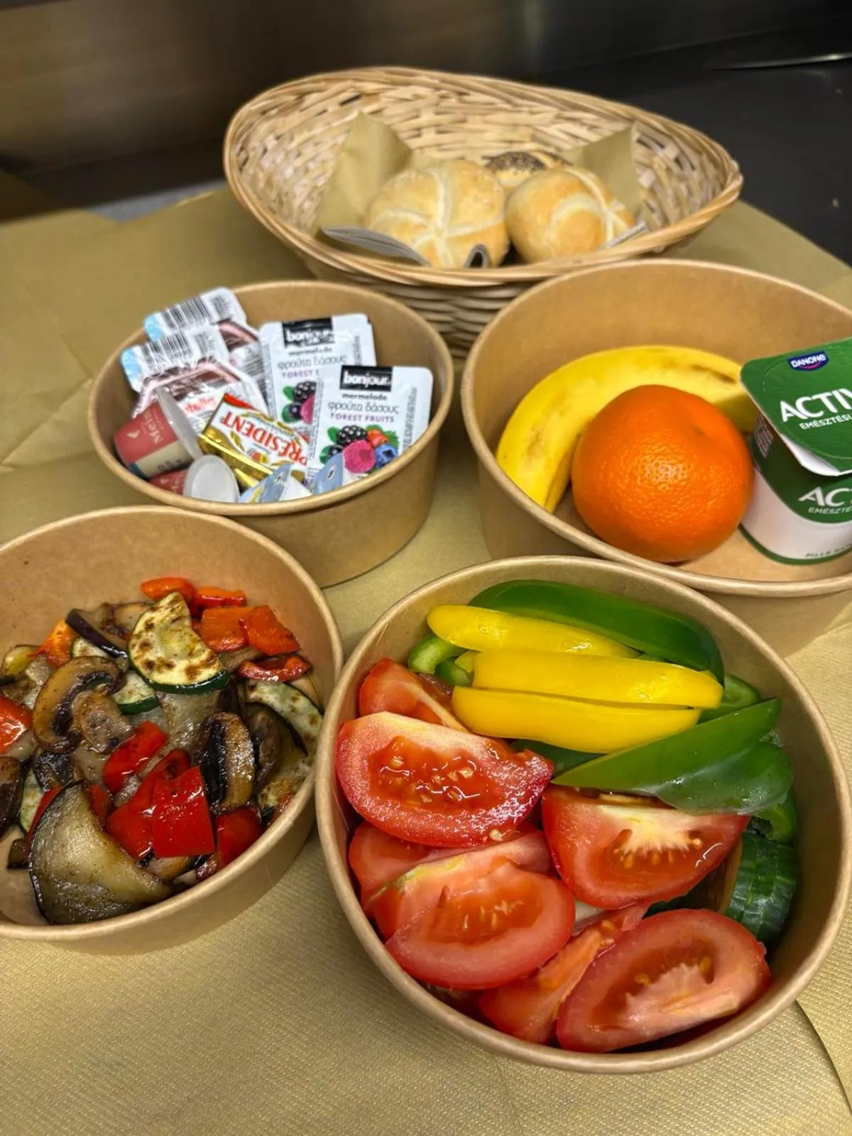 Breakfast in BJ81 Suite Hotel