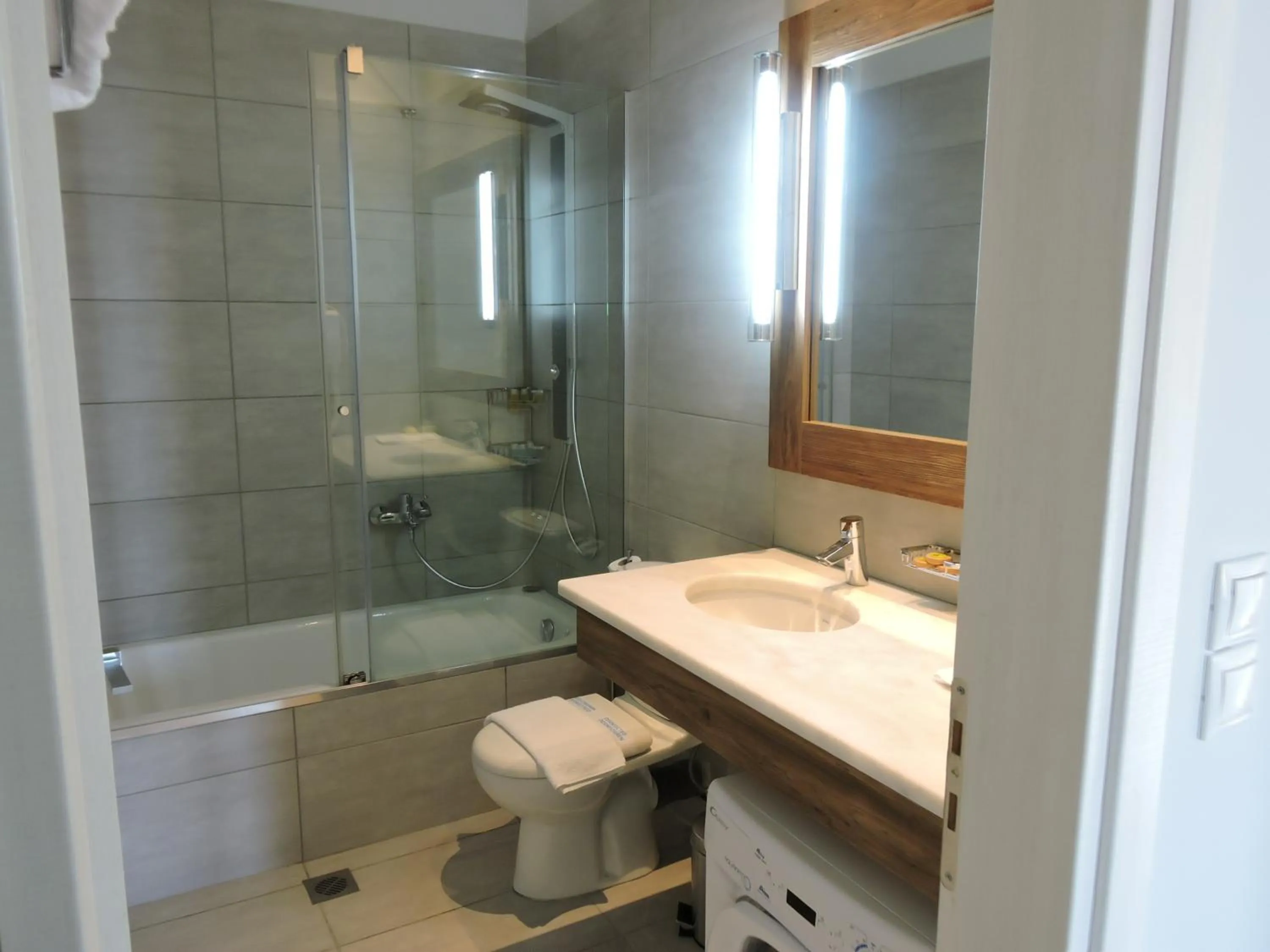 Bathroom in Derveni Luxury Apartments