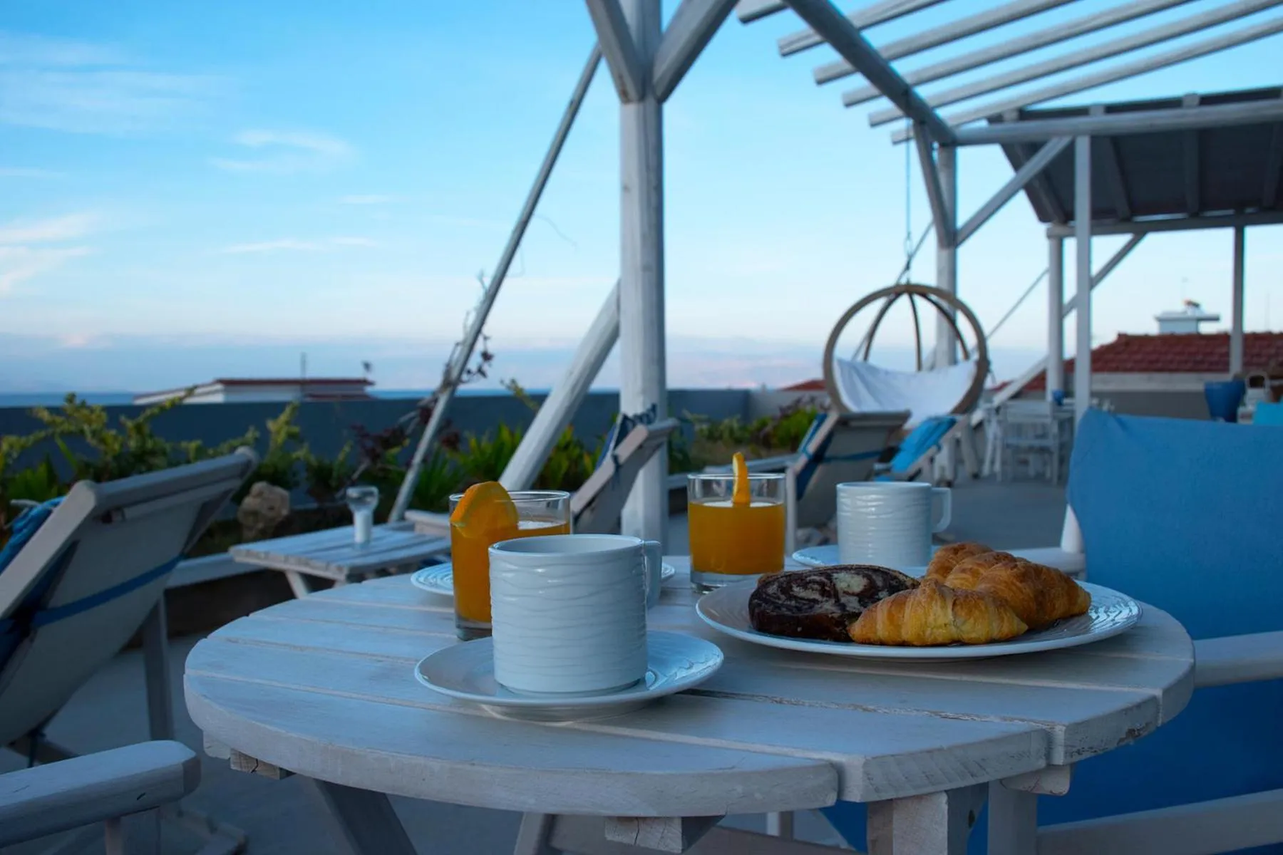 Food and drinks in Derveni Luxury Apartments