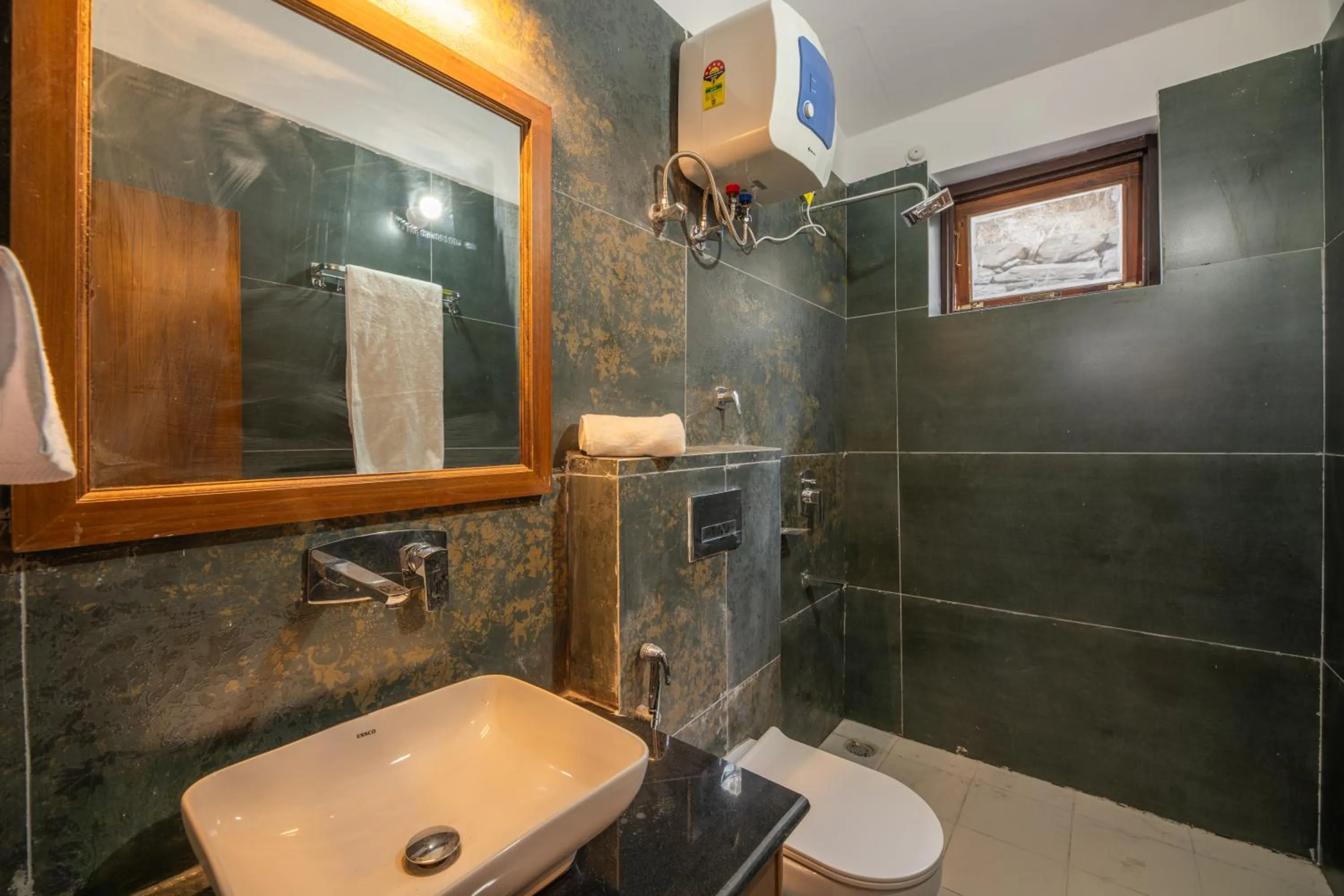 Shower in Rudraa resort and restaurant