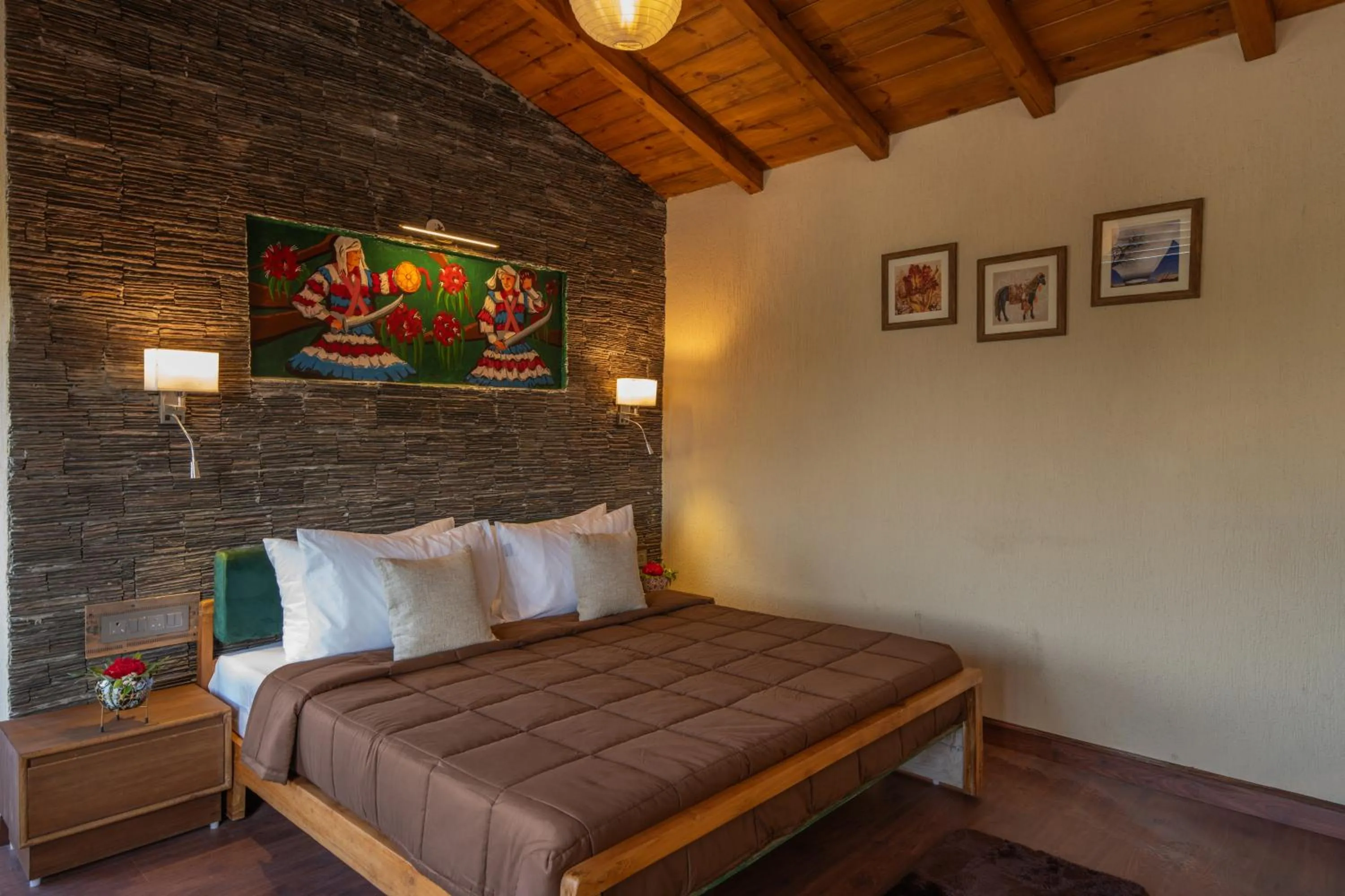 Rudraa resort and restaurant