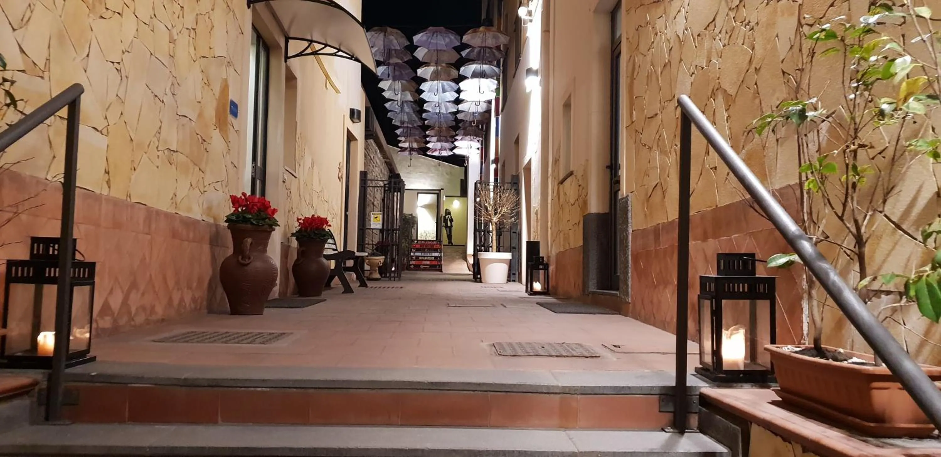 Property building in Art & Jazz Hotel