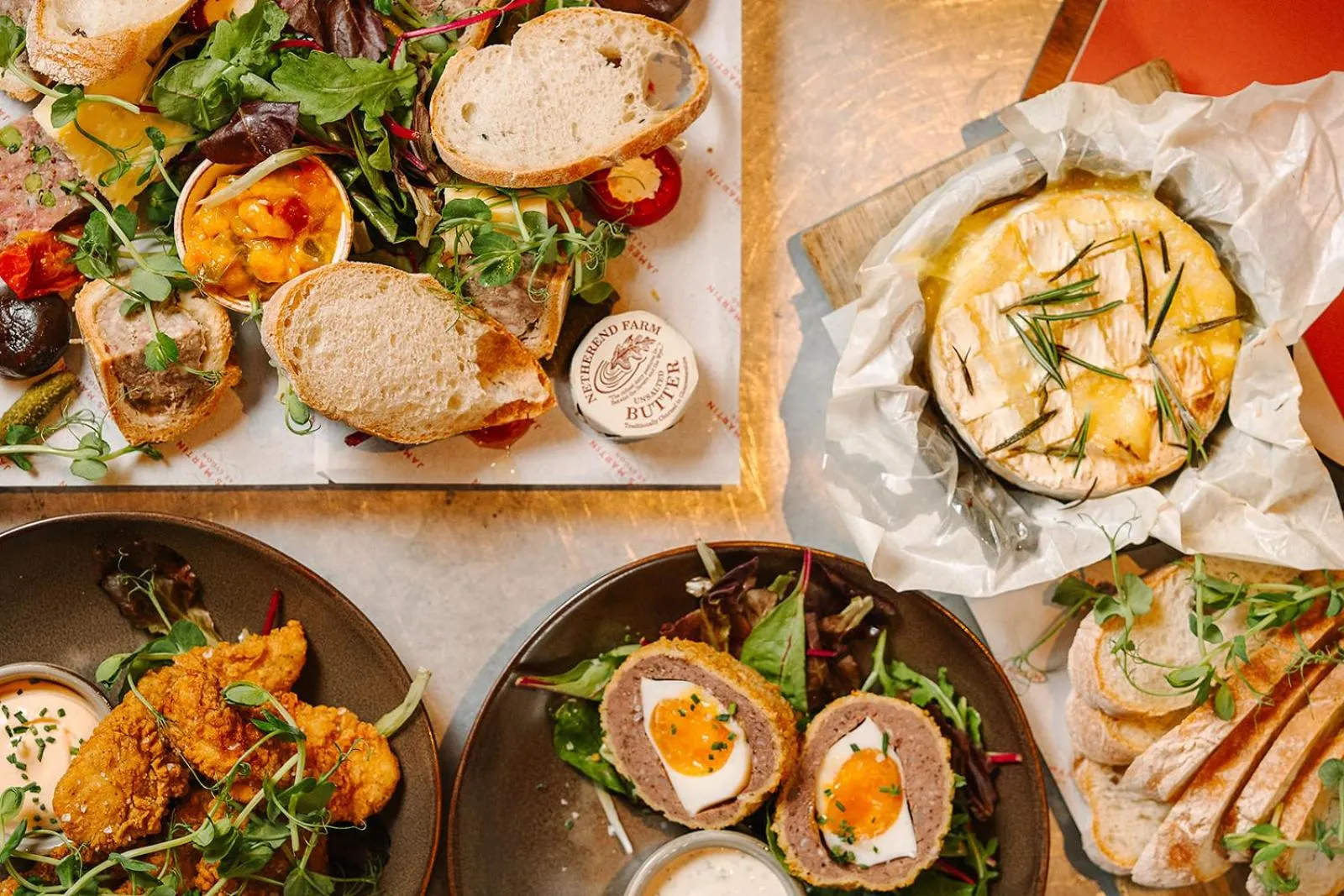 Food and drinks in The Lygon Arms - an Iconic Luxury Hotel