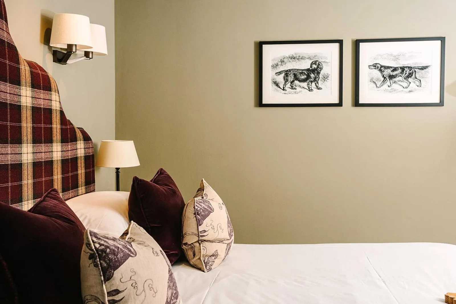 Bed in The Lygon Arms - an Iconic Luxury Hotel